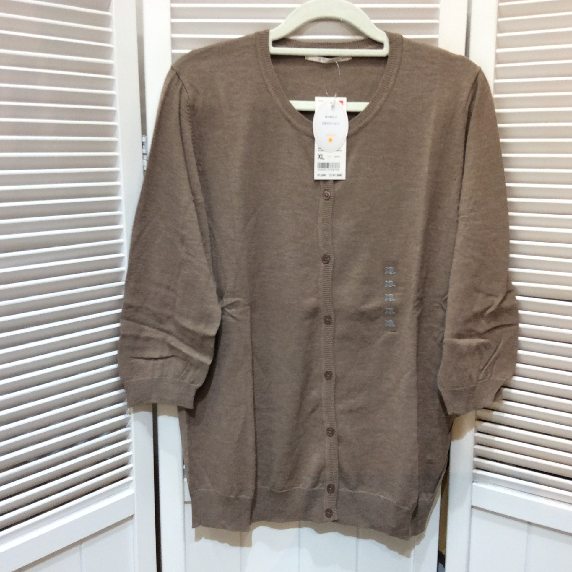 新品 定価の半額❗️ユニクロ UVカット七分袖カーディガン XXL ブラウン