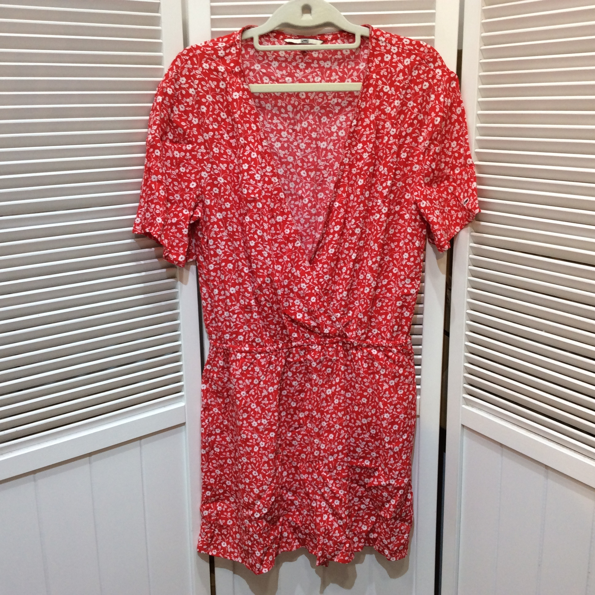 TOMMY JEANS トミージーンズ レディース オールインワン M レッド×ホワイト 花柄