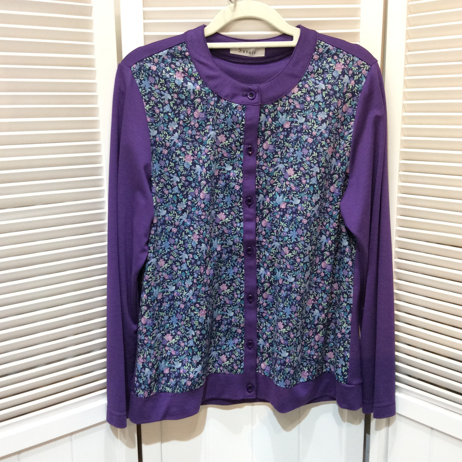 未使用 綿カーディガン Mサイズ   パープル／花柄