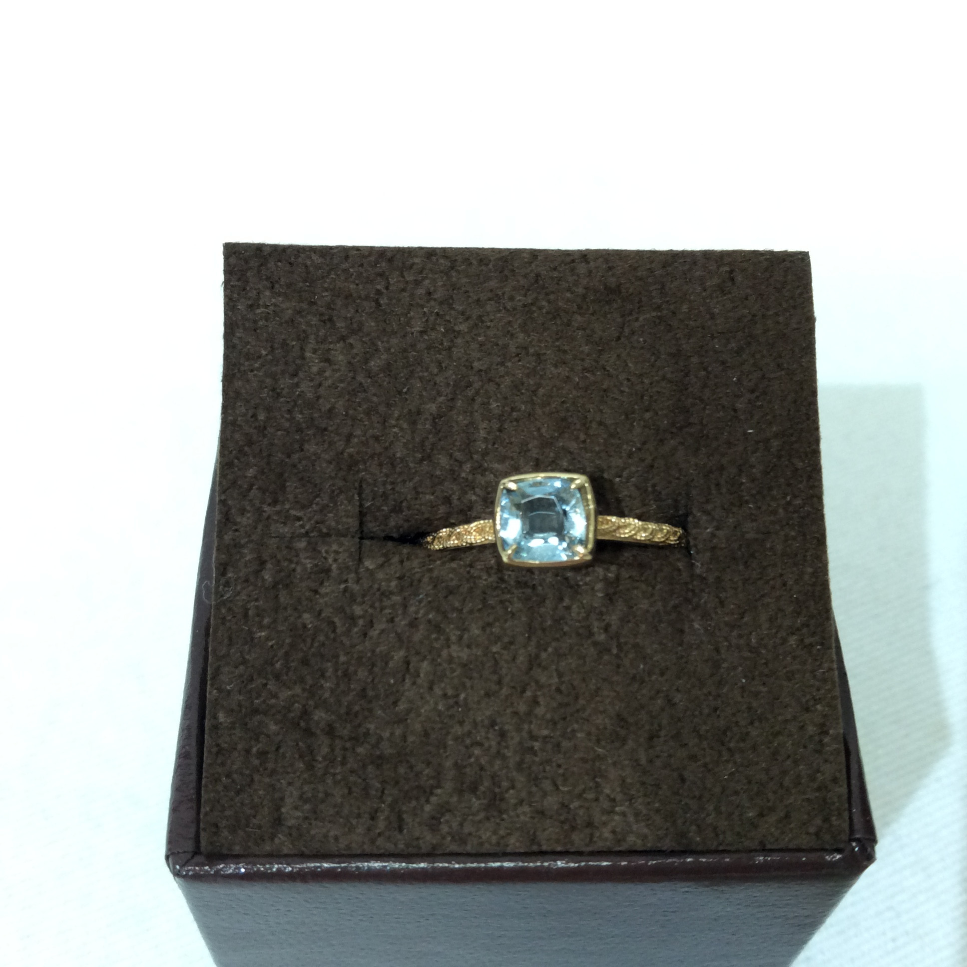 未使用 アガット K18アクアマリン リング  11号  箱，紙袋。、証明書付き