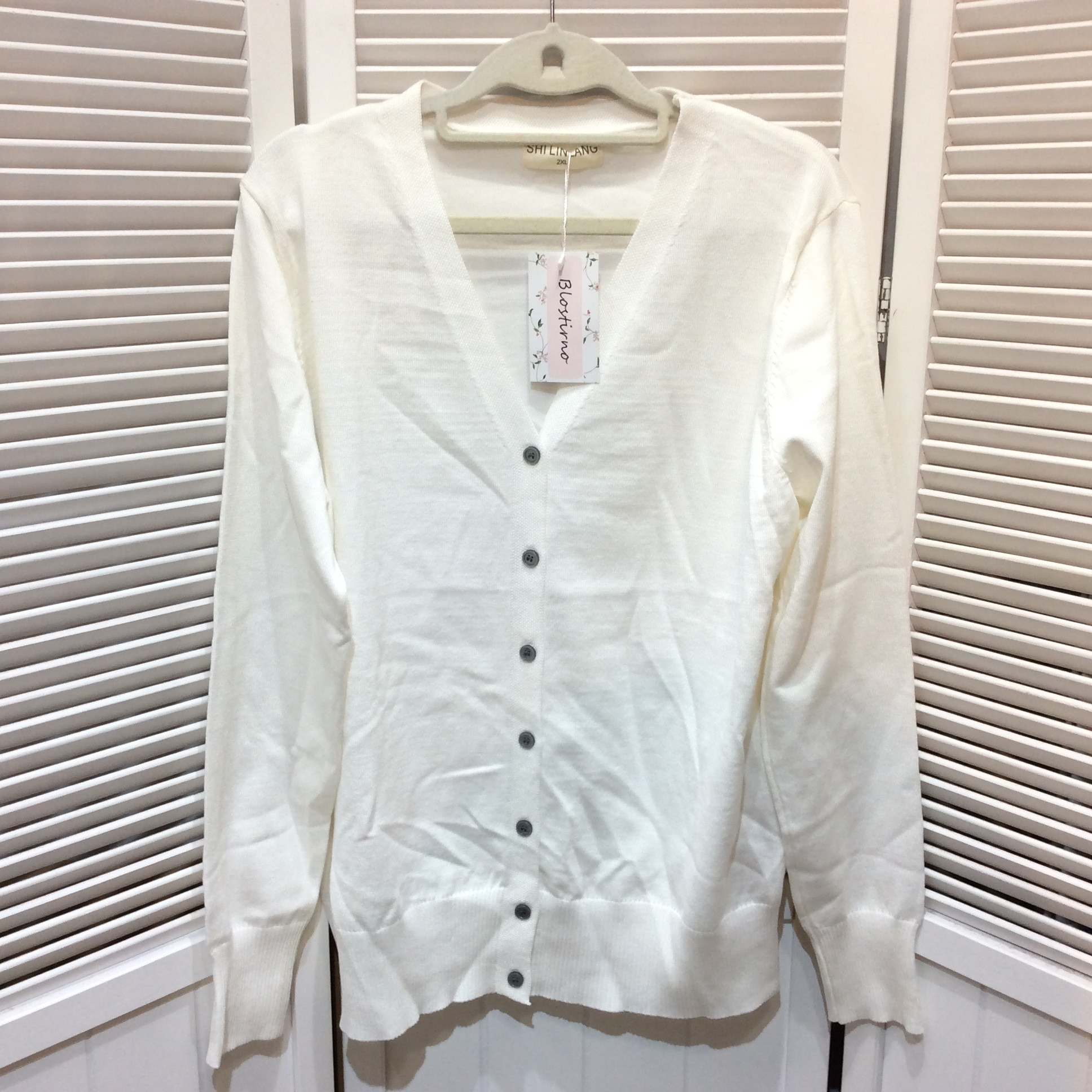 未使用☆カーディガン 2XL ホワイト