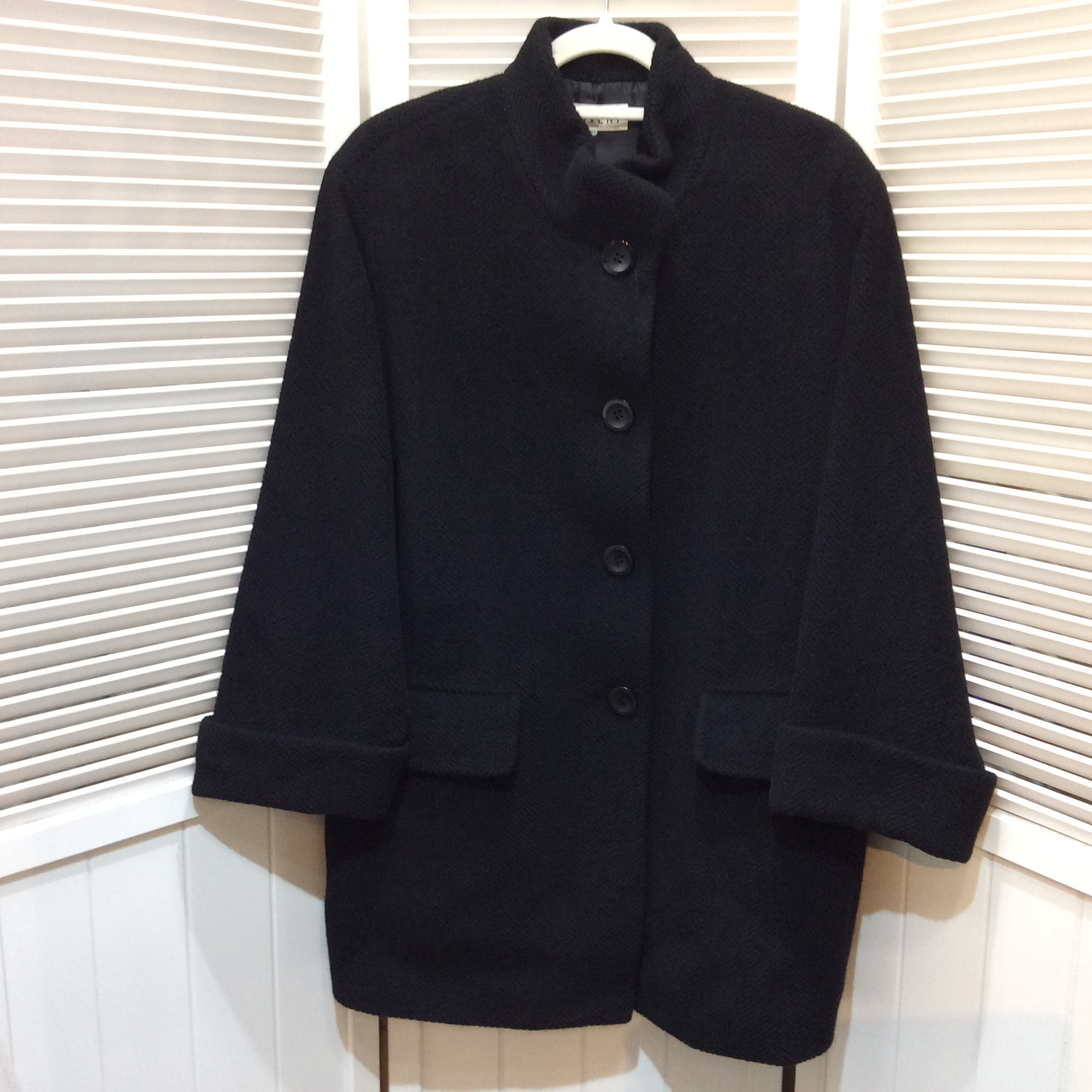 レナウン ウールハーフコート  ゆったり9号 黒