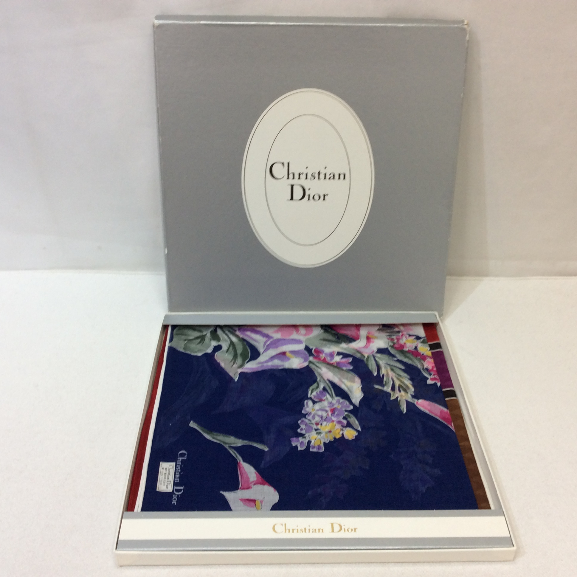 未使用☆Dior ディオール ハンカチ2枚セット