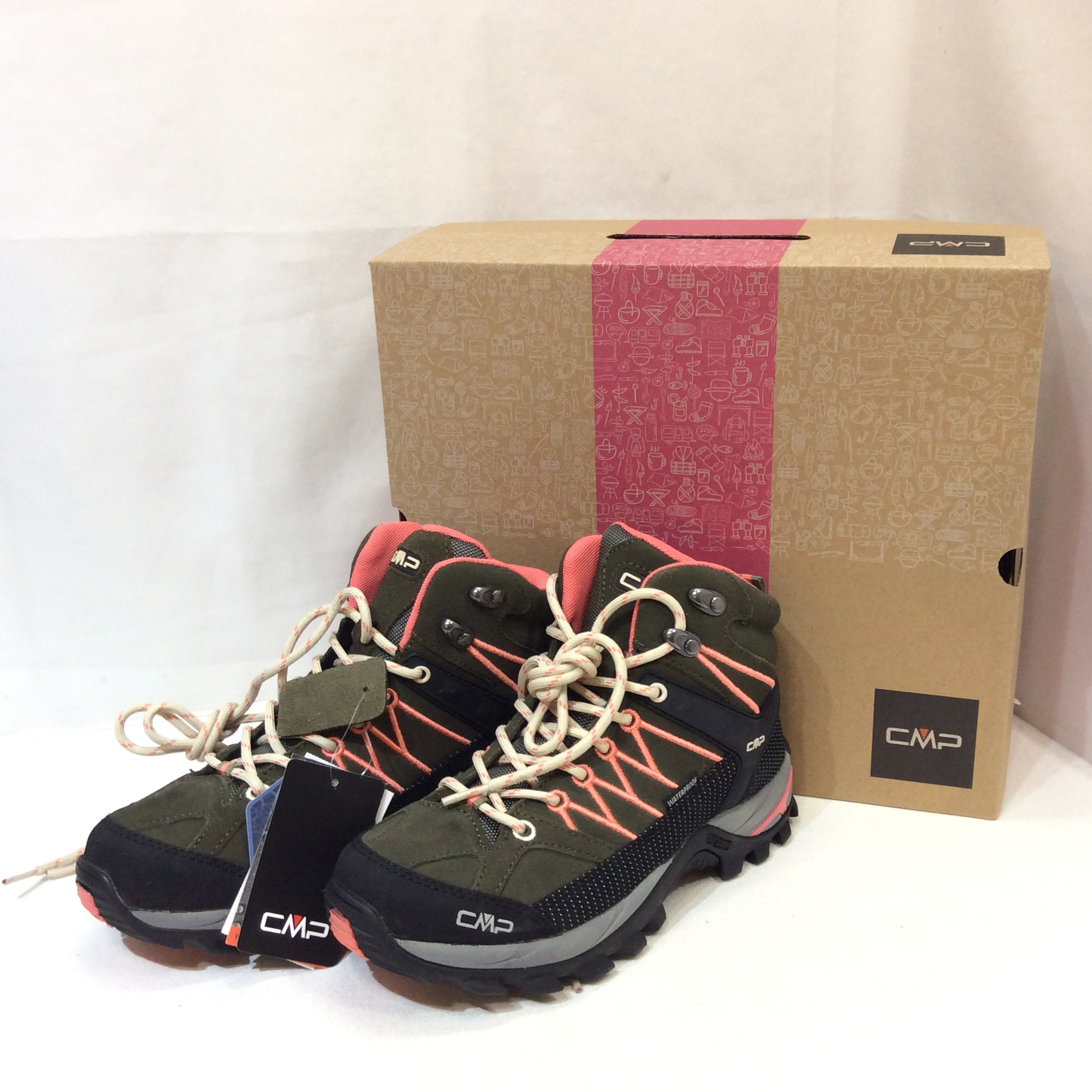 未使用 CMP トレッキングシューズ  24.0 カーキ  箱付き