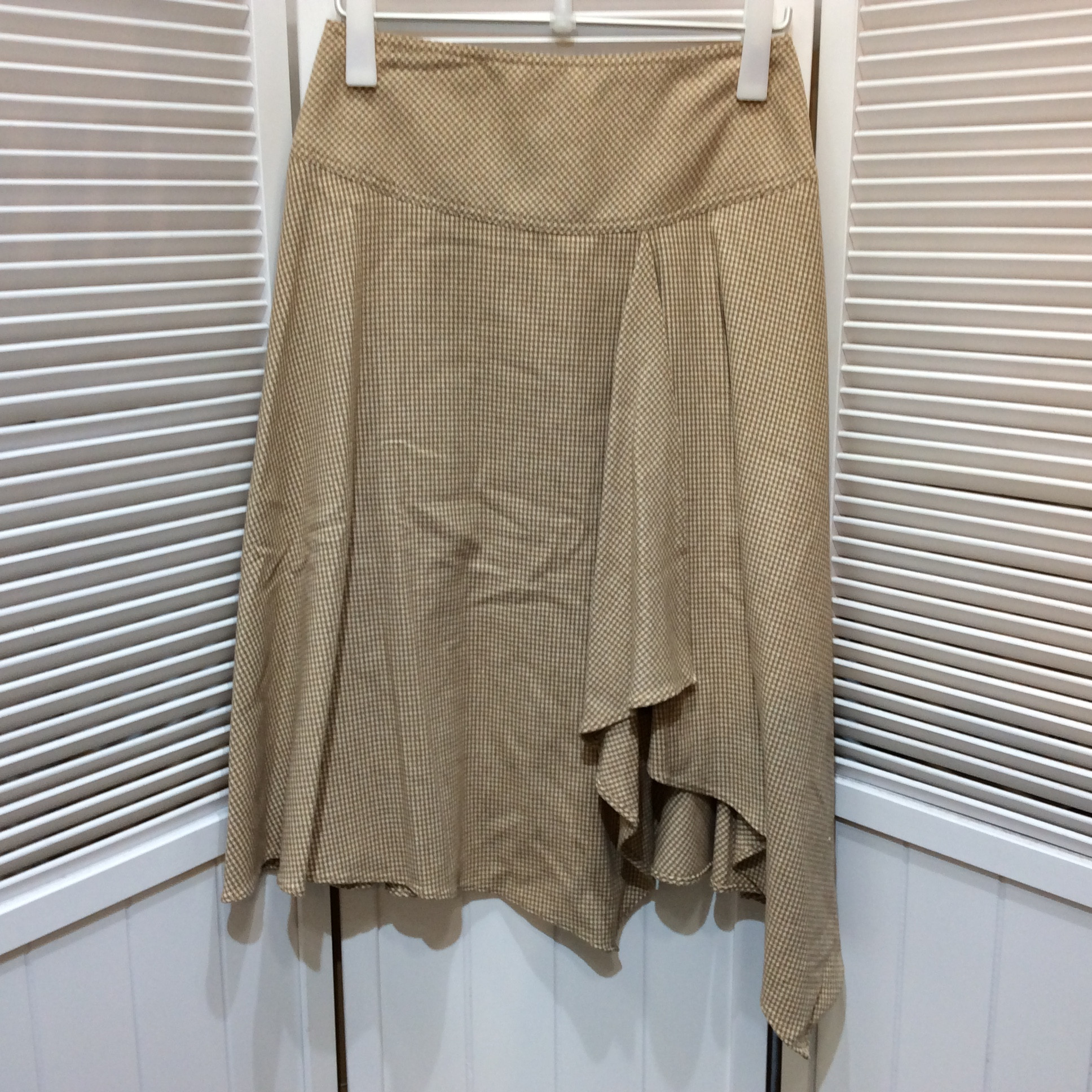 DKNY ダナキャランニューヨーク レディース スカート 4 ベージュ千鳥格子 チェック柄