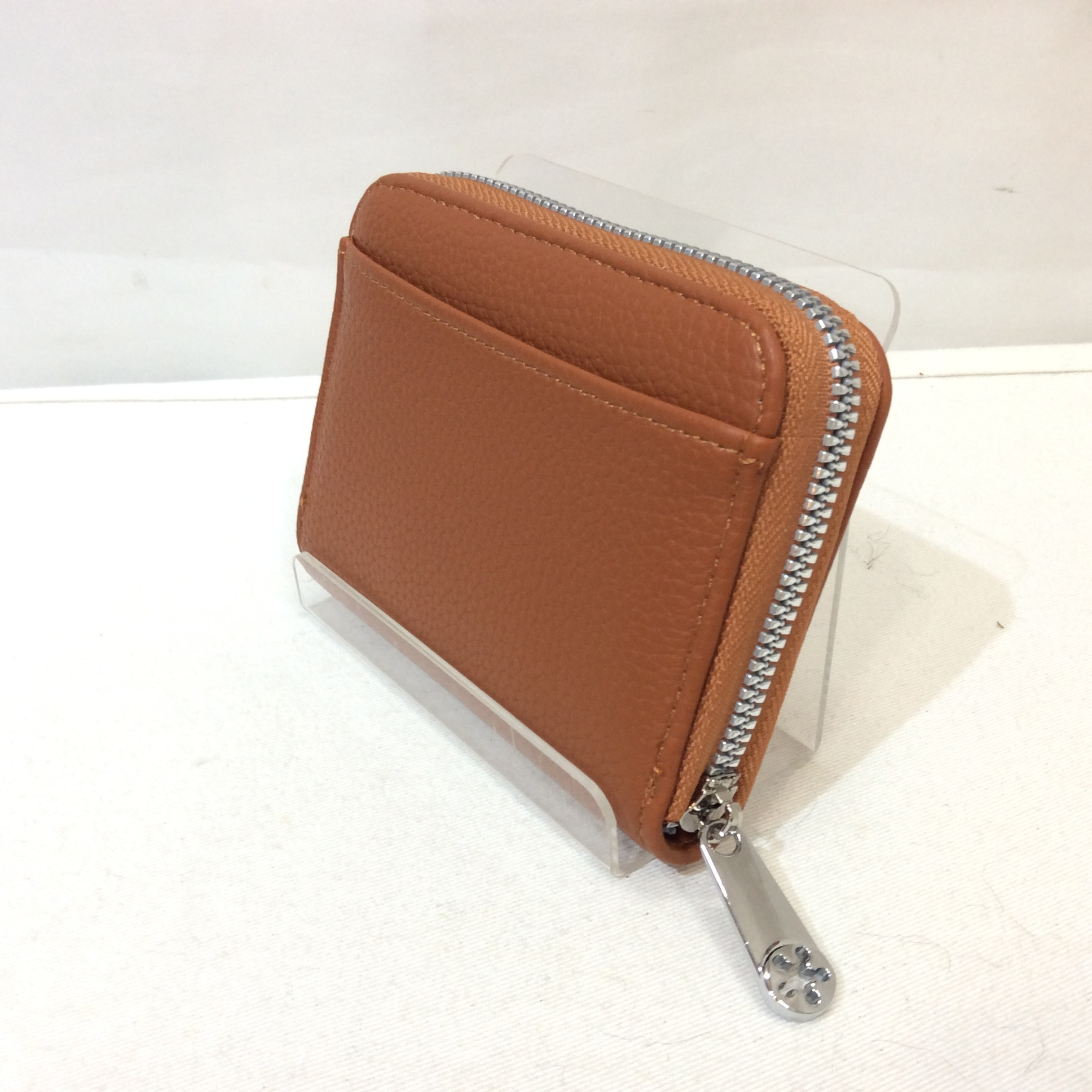 未使用 合皮ファスナー式小銭入れ  ブラウン