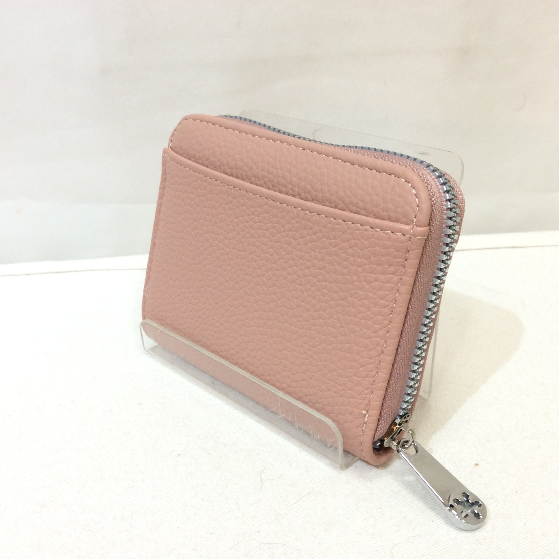 未使用 合皮 ファスナー式小銭入れ  ピンク