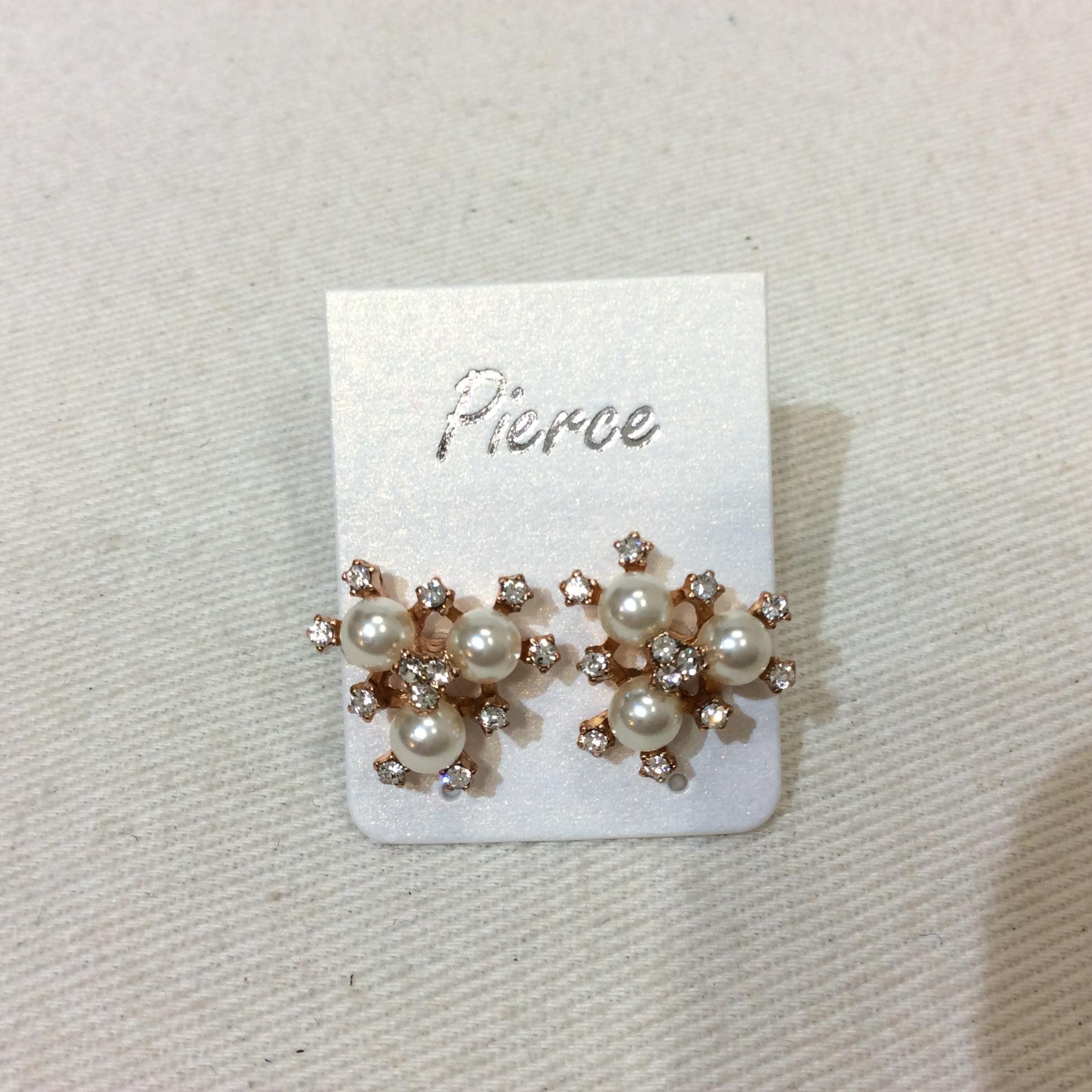 新品☆ファッションピアス No,2