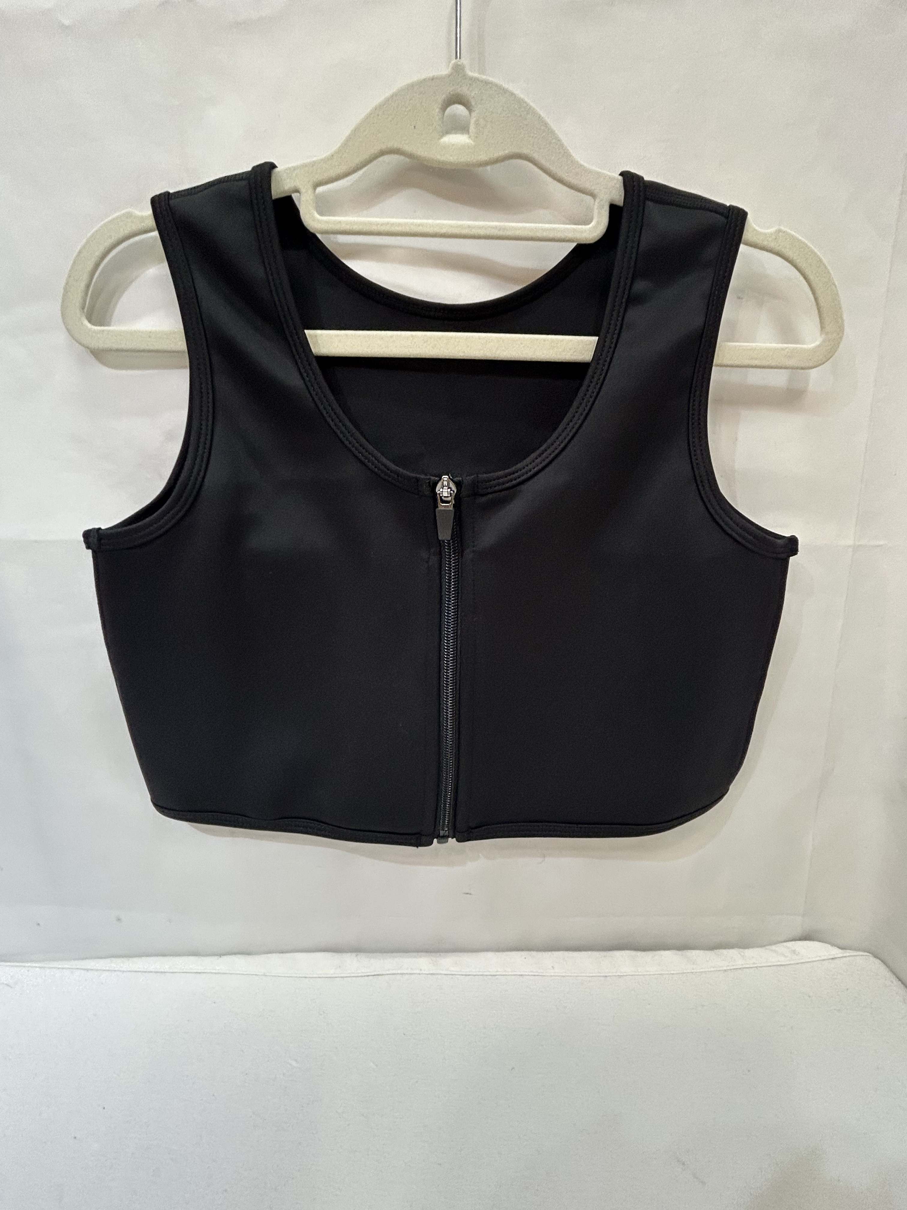 未使用☆CtriLady ナベシャツ XL 黒 胸潰し スポーツブラ 揺れない 胸を小さく見せるブラ タンクトップ レディース 