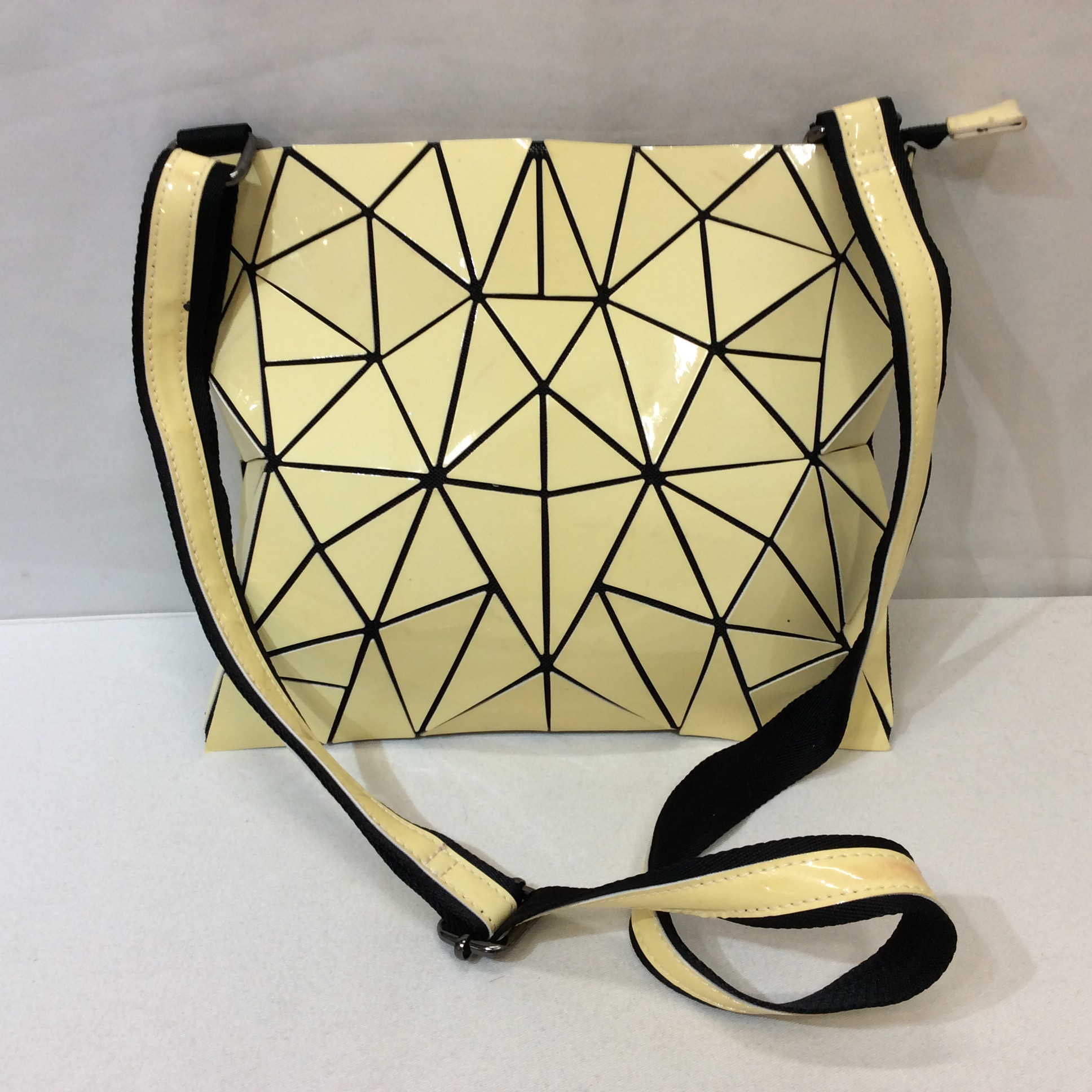 ショルダーバッグ イエロー系