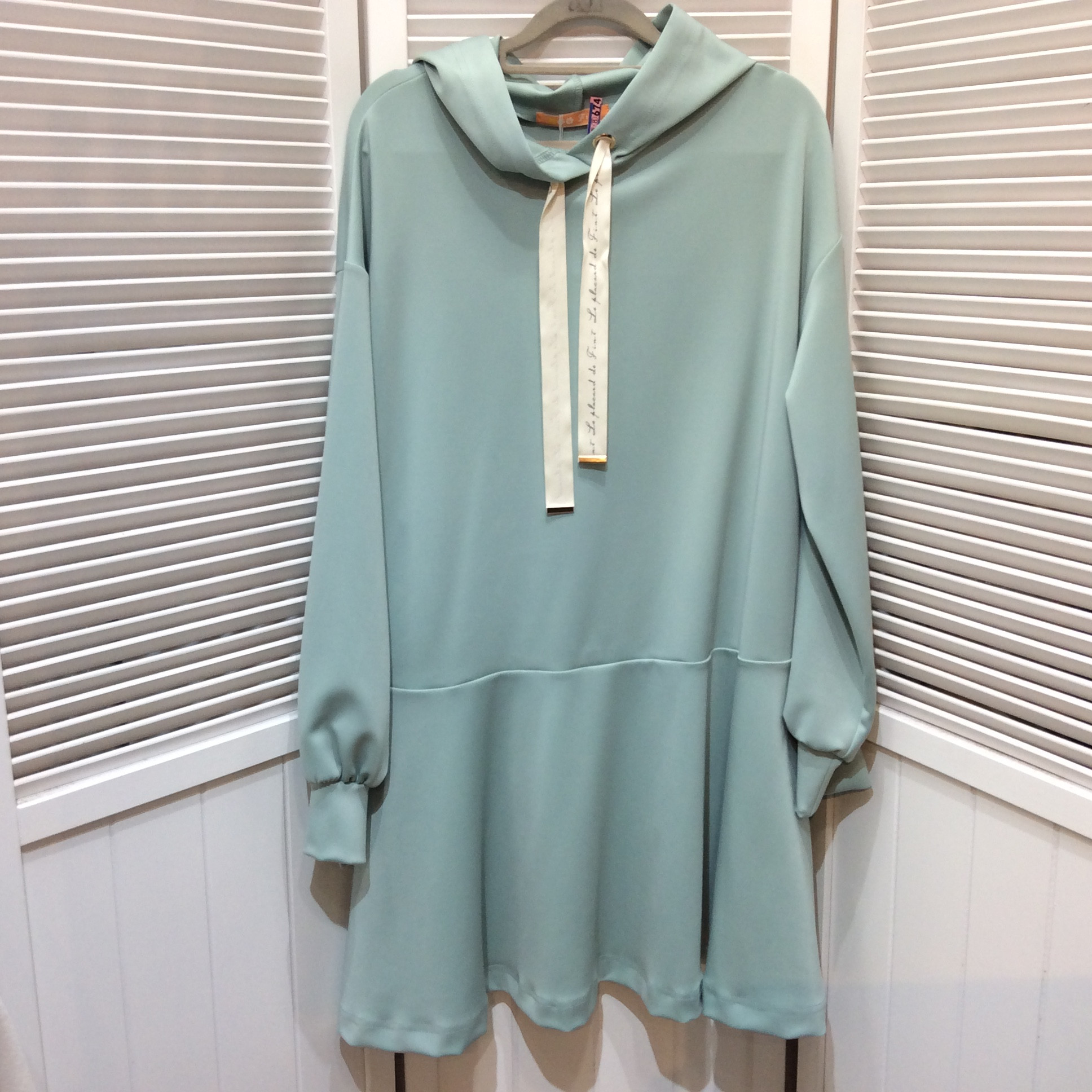 フード付きチュニック フリーサイズ   ミントグリーン  美品