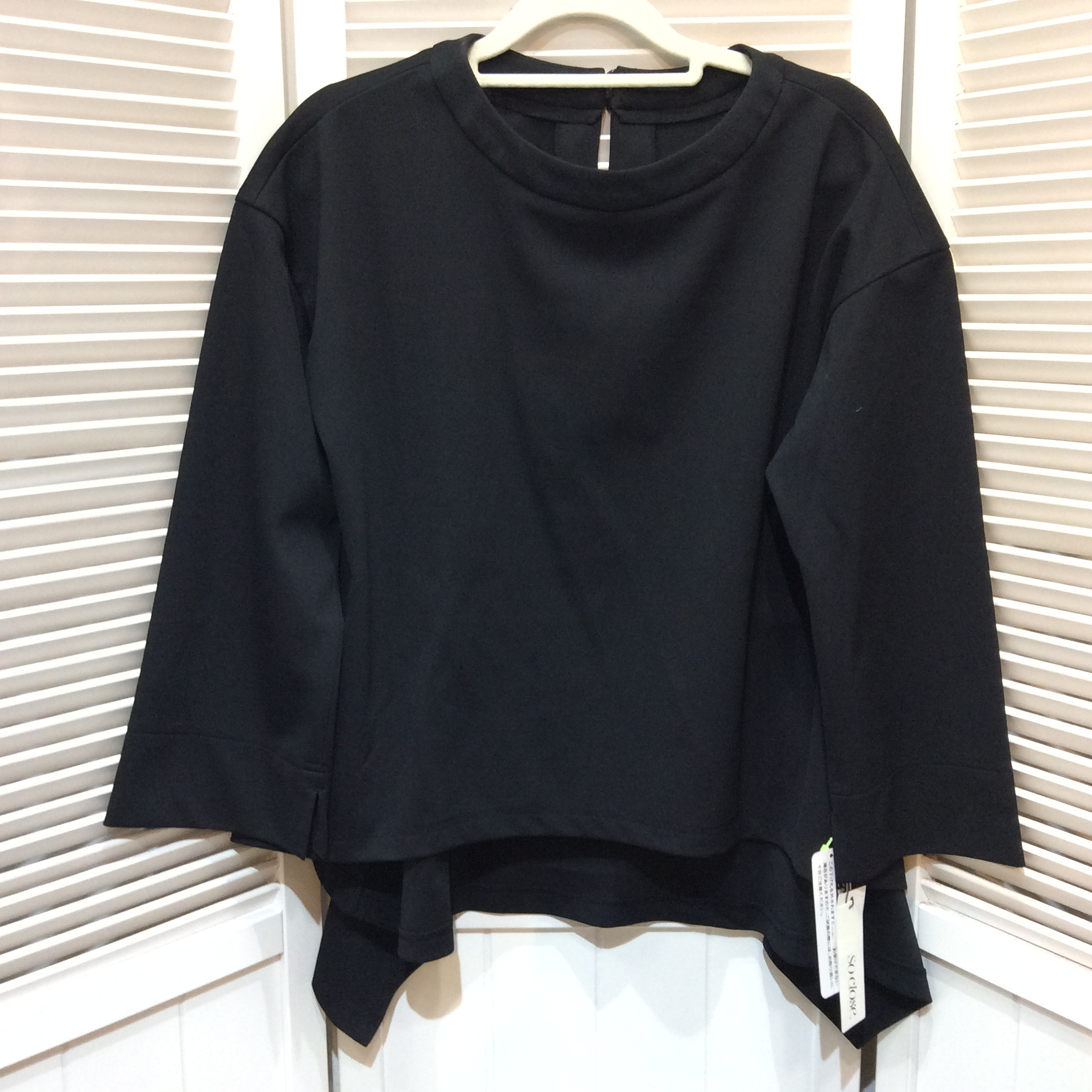 未使用 ディノス デザインカットソー  Lサイズ ブラック