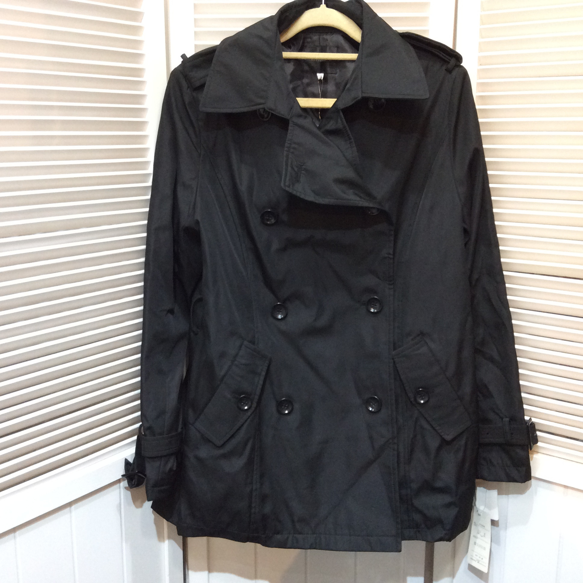 未使用 ナイロンハーフコート  Lサイズ  黒