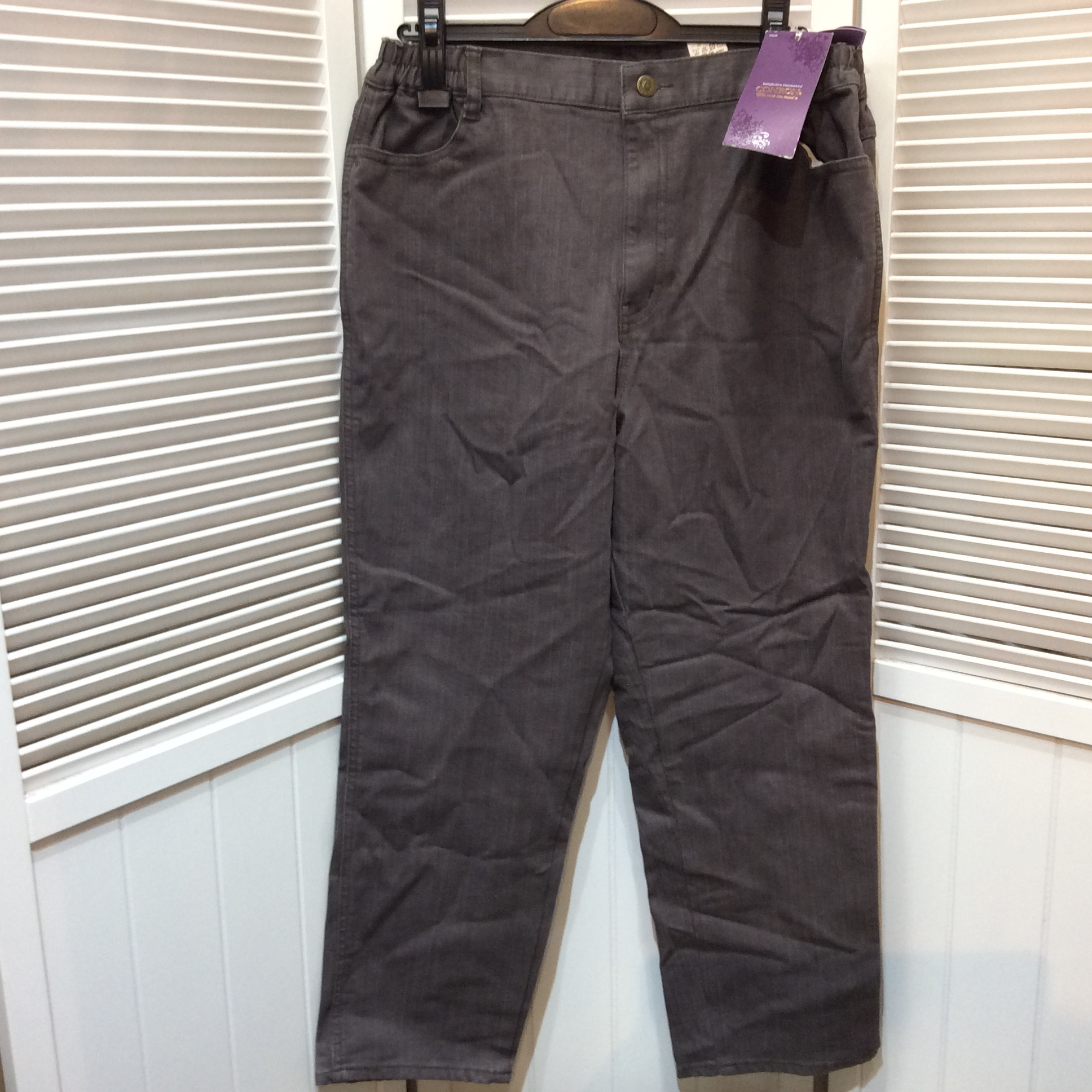 未使用 ストレッチパンツ  3L グレー