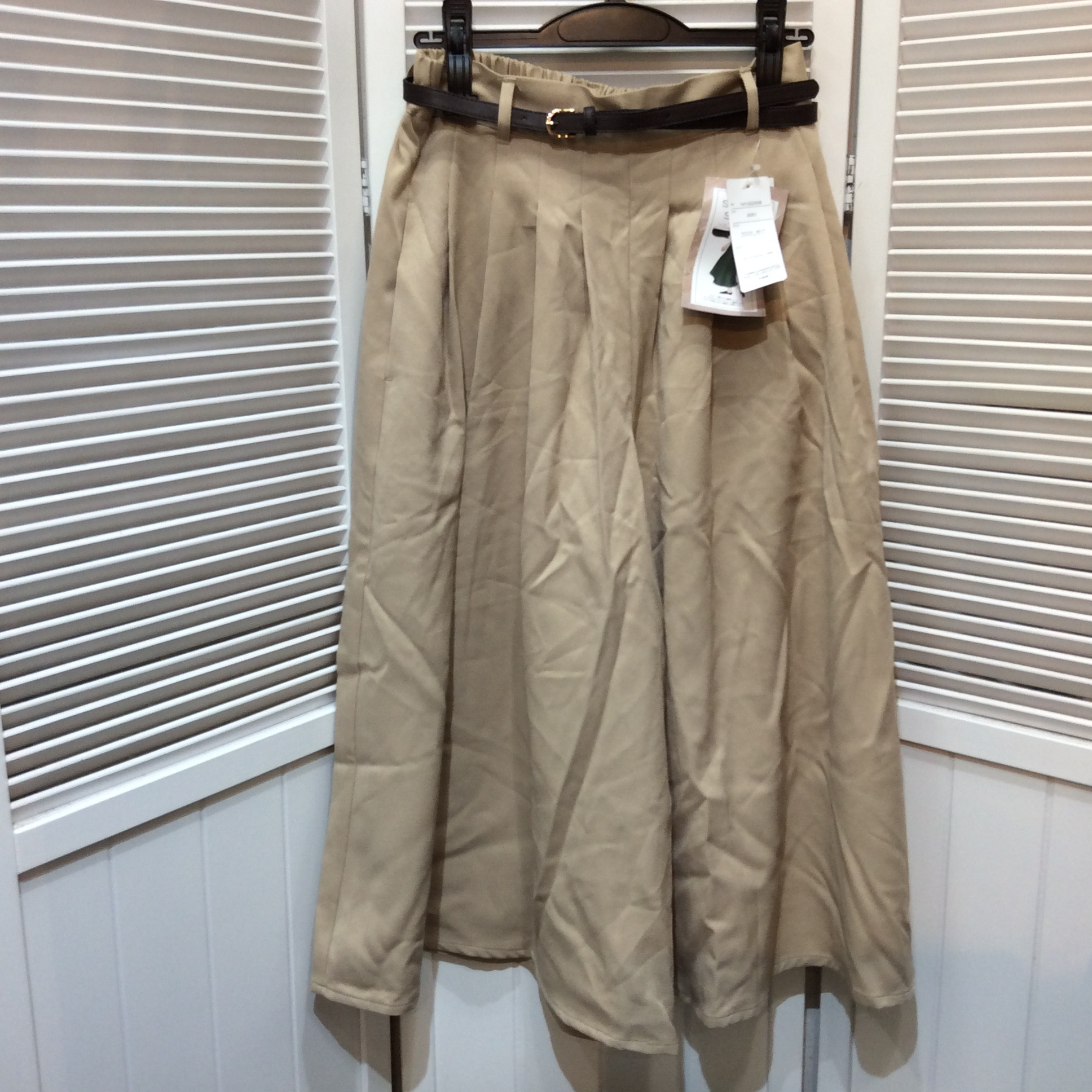 未使用 ガウチョ  Lサイズ ベージュ