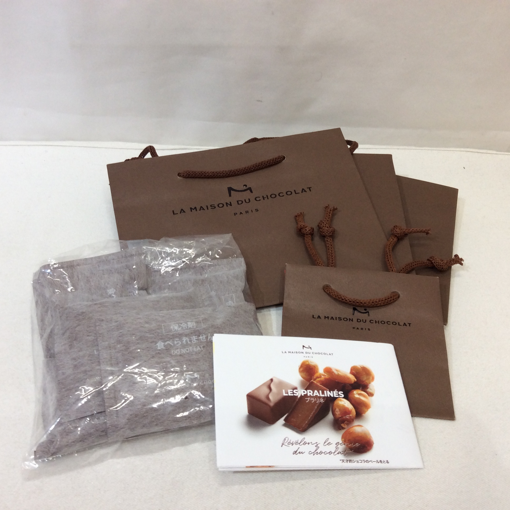 未使用 メゾンショコラ 紙袋4枚＆保冷剤5個セット