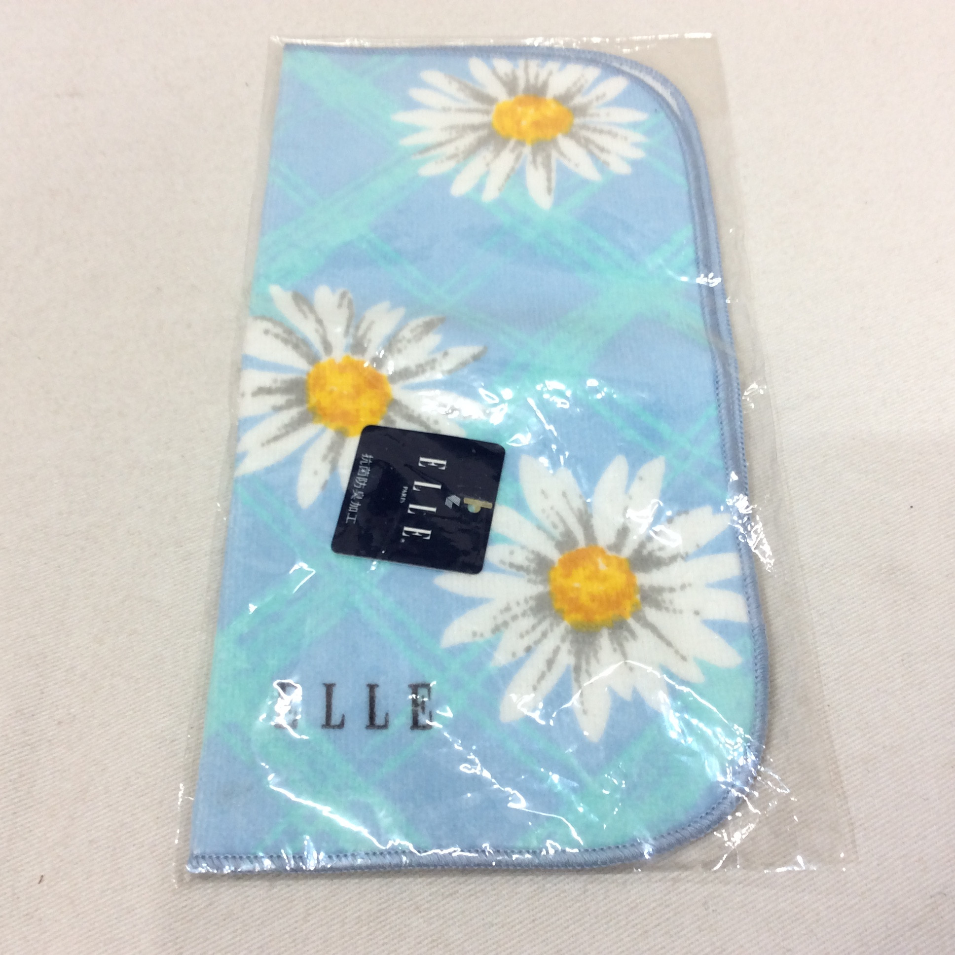 未使用☆ELLE タオルハンカチ 水色 小さめ