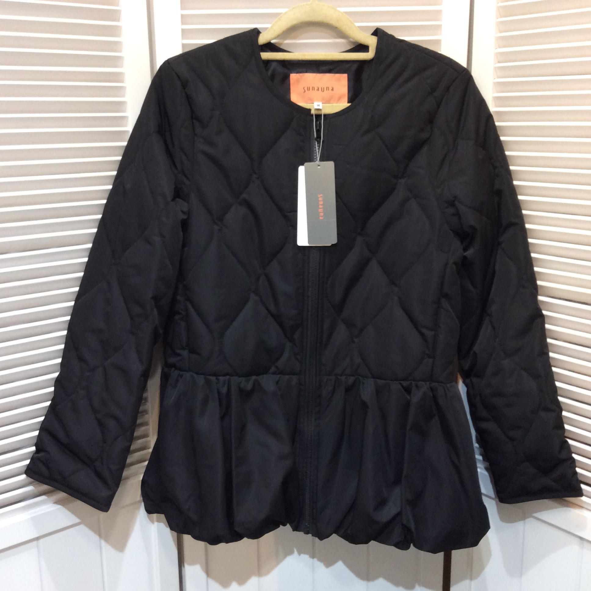 未使用 Sunauna 中綿ジャケット  サイズ36   ブラック／フリル