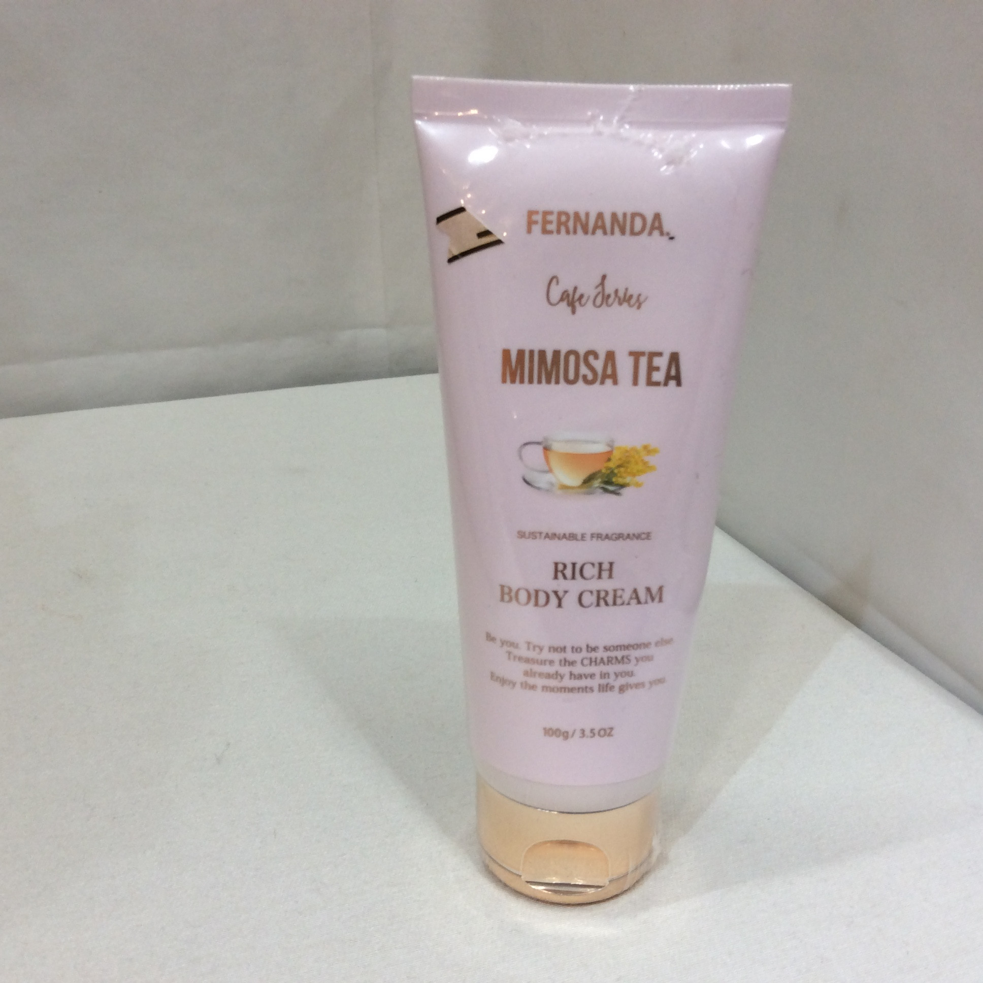 未使用 FERNANDA フレグランス リッチボディクリーム ミモザティー  100g