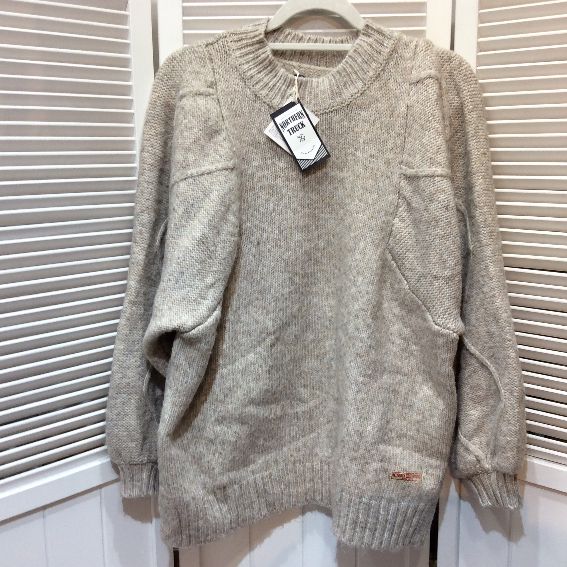 未使用 オーバーサイズ   セーター Mサイズ  生成