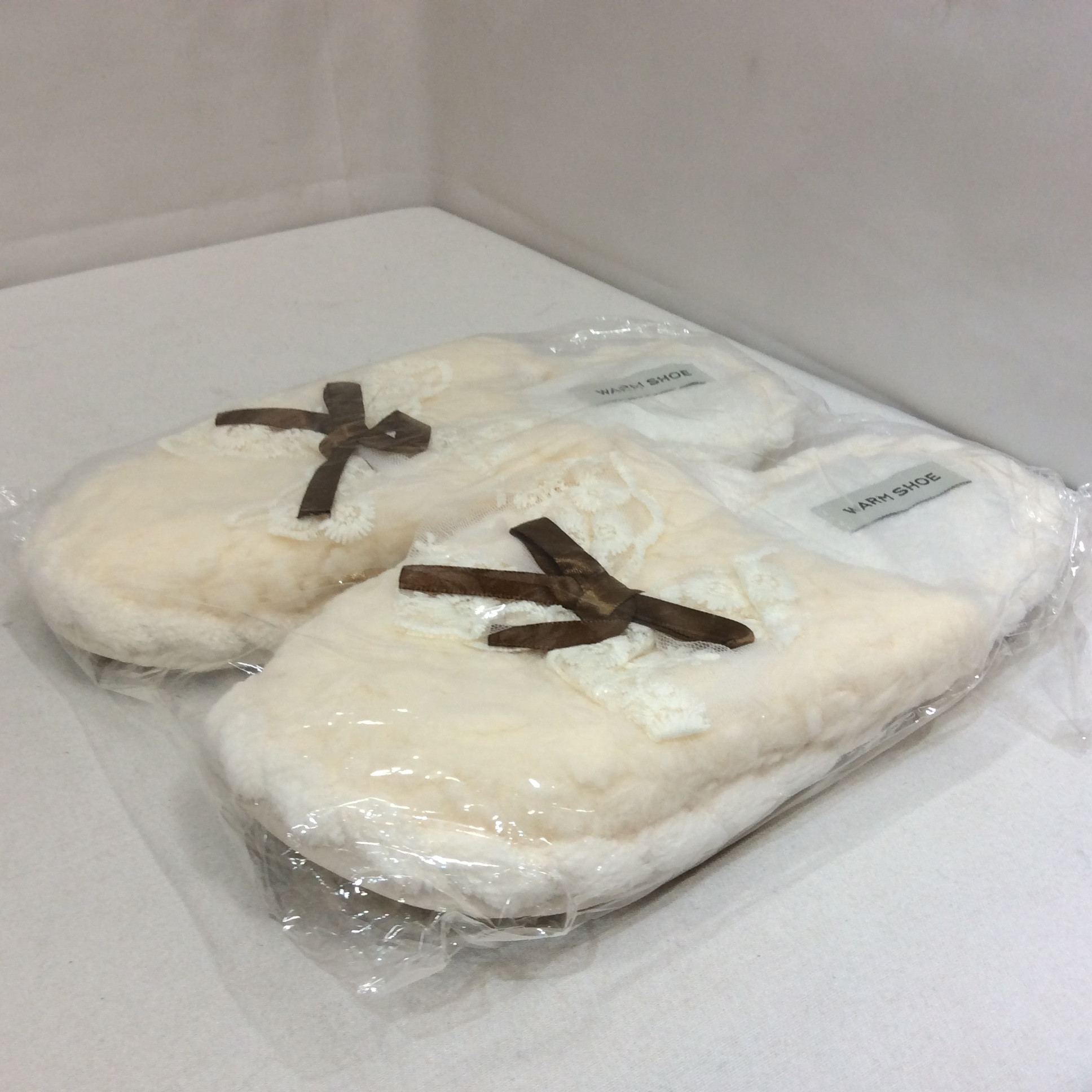 未使用 スリッパ   Lサイズ ホワイト／リボン／ボア