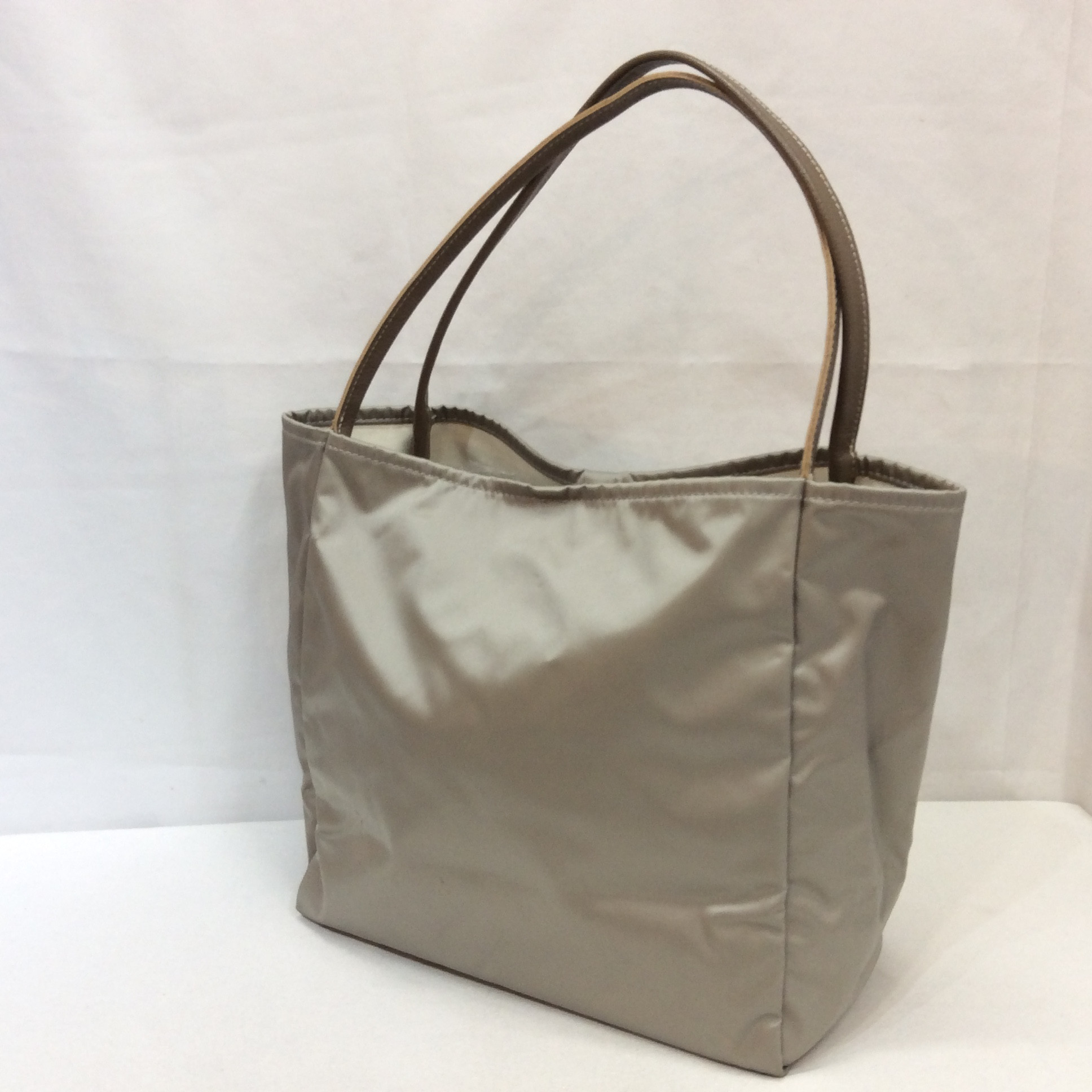russet ラシット ナイロントートバッグ  グレー