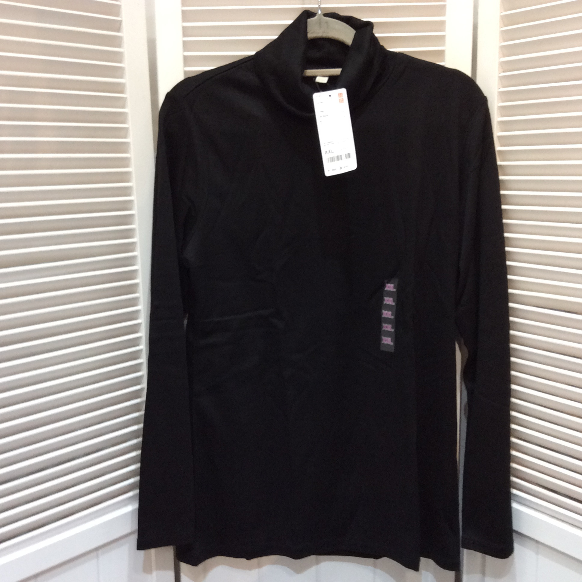 定価の半額❗️未使用 ユニクロ ストレッチコットン タートルネックT 長袖 XXL ブラック