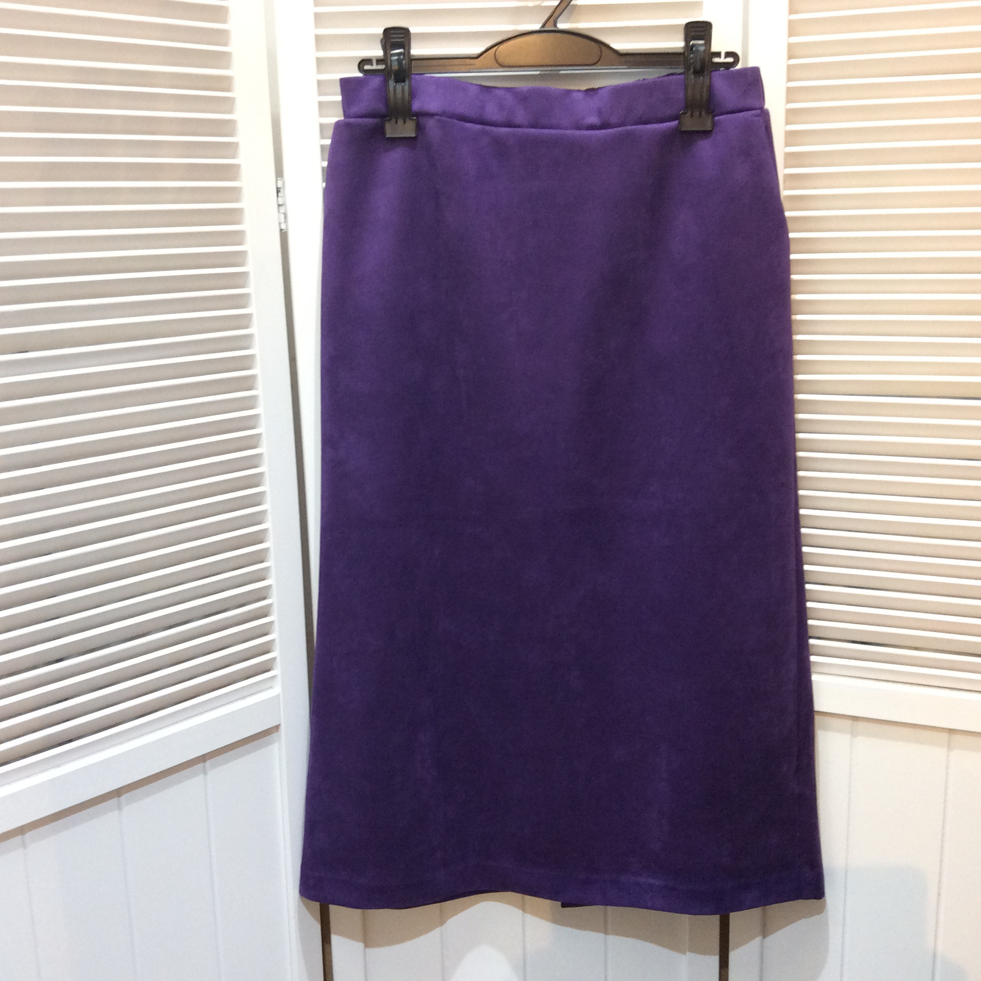未使用 アンコキーヌ タイトスカート Lサイズ パープル