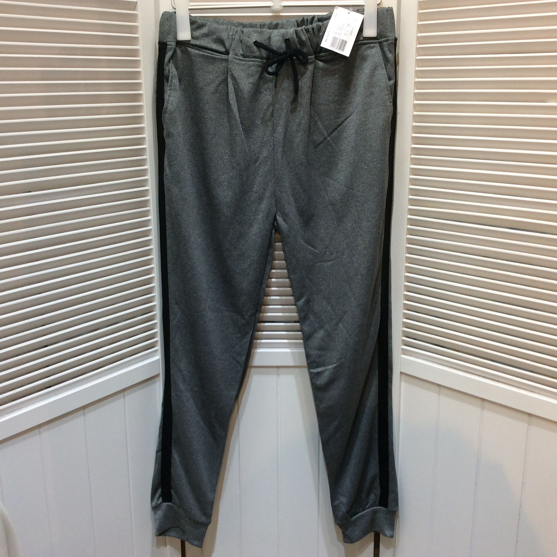 未使用☆メンズ ジャージパンツ LL グレー×黒ライン