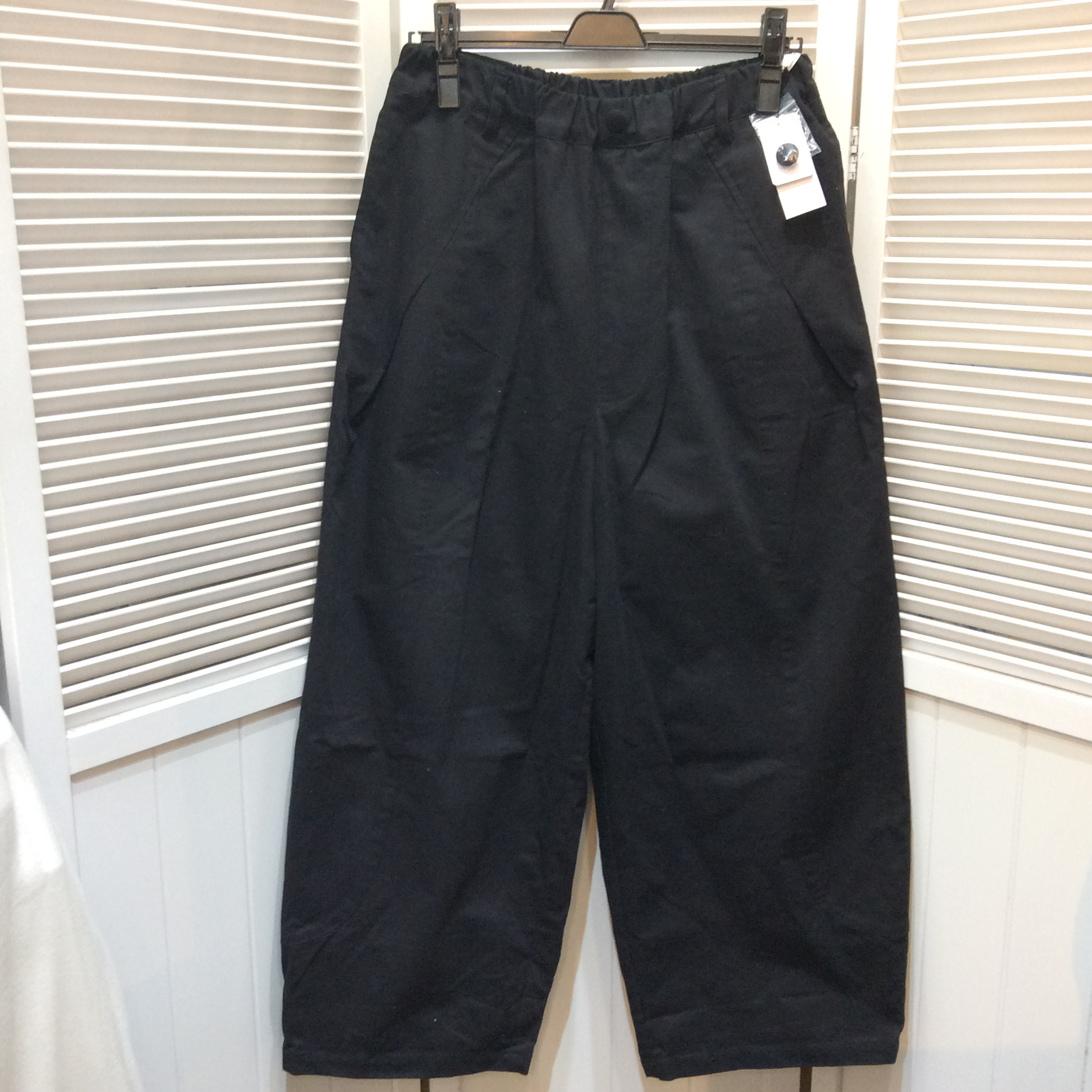 未使用 Kacoi 超ワイドパンツ    フリーサイズ   ブラック