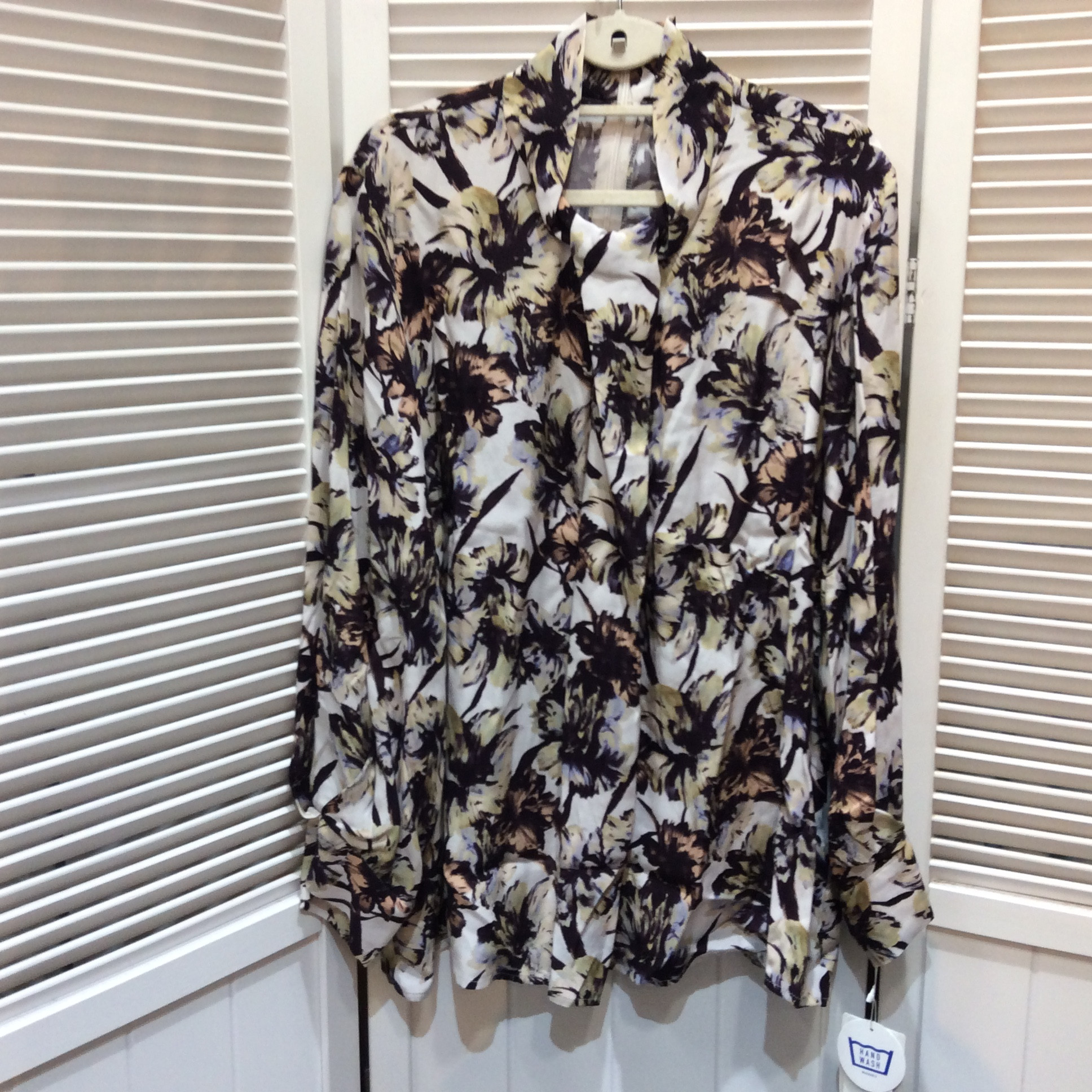 未使用 HAND WASH ブラウス  LLサイズ  ブラウン柄