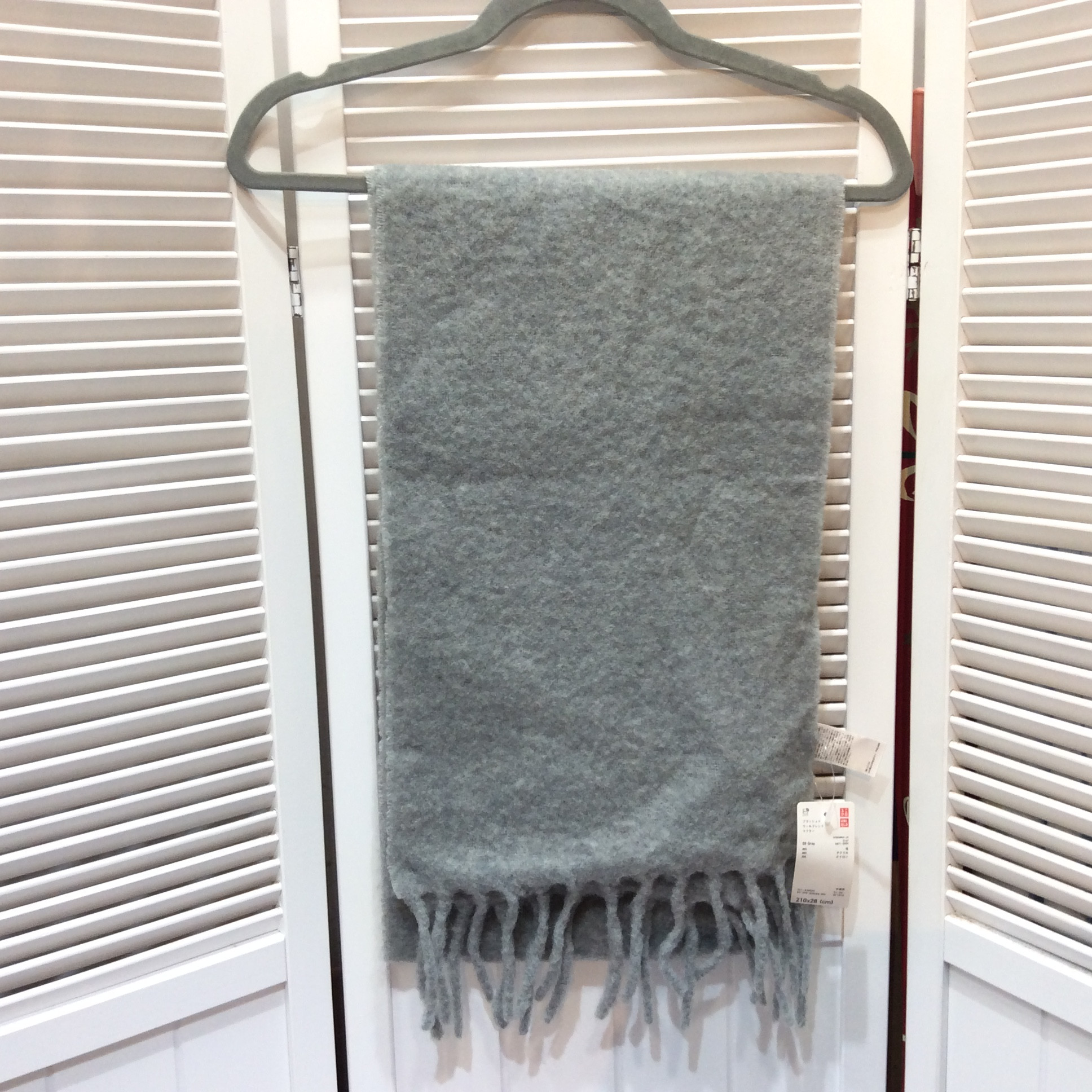 未使用 ユニクロ ウールブレンド マフラー  グレー