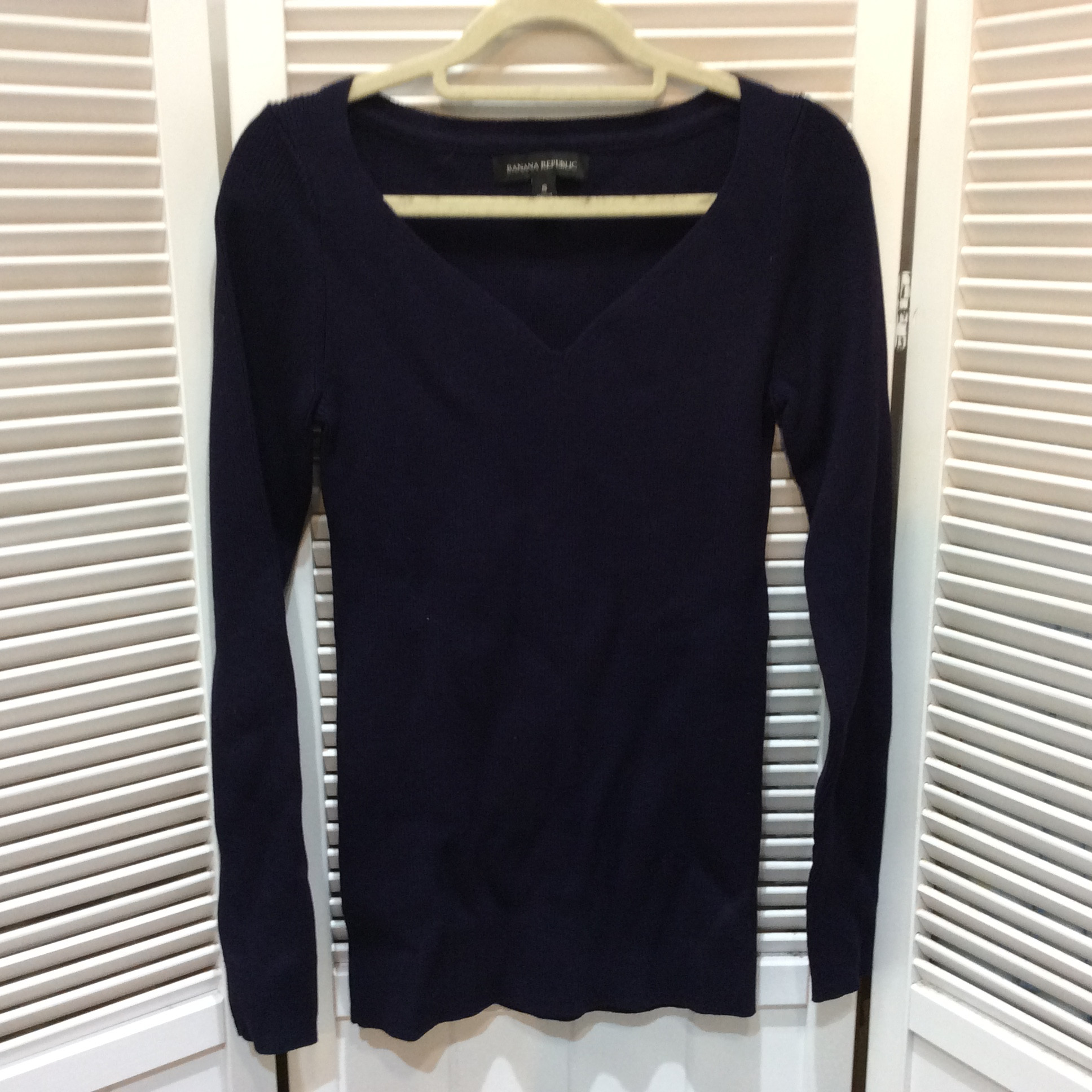 バナナリパブリック Vセーター S ネイビー