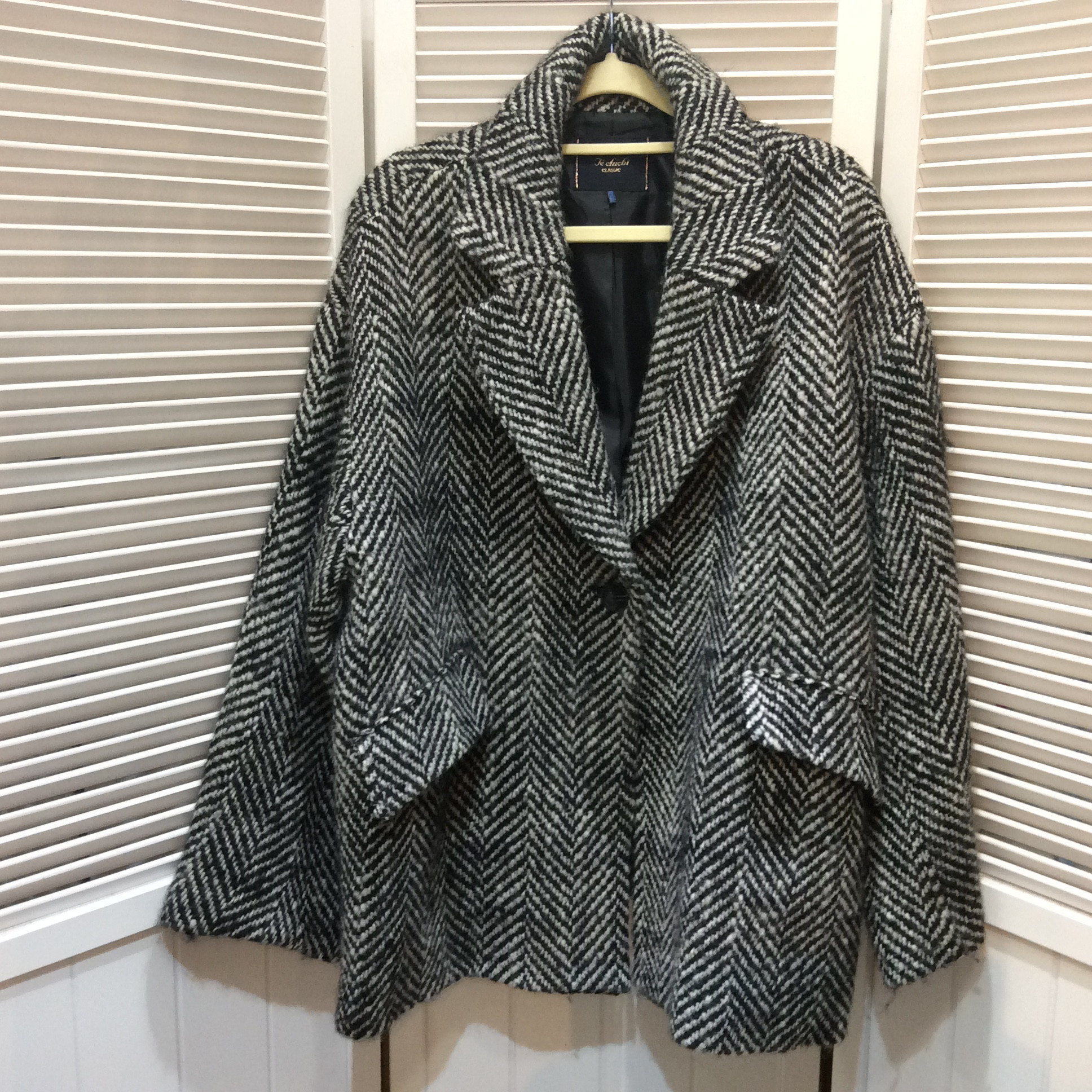 Techichi ハーフコート フリーサイズ   白黒系  美品