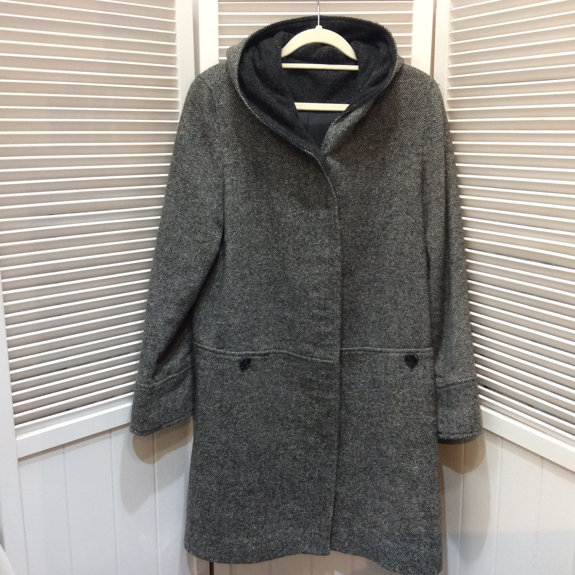 フード付きコート  Lサイズ グレー系