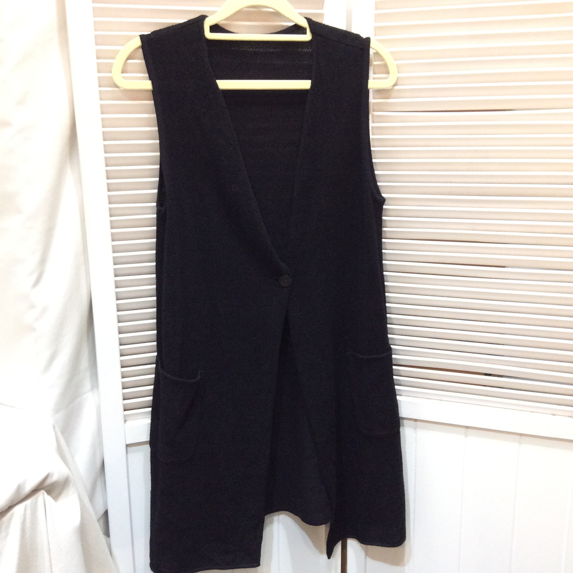 イトキン ベスト  サイズ36 黒