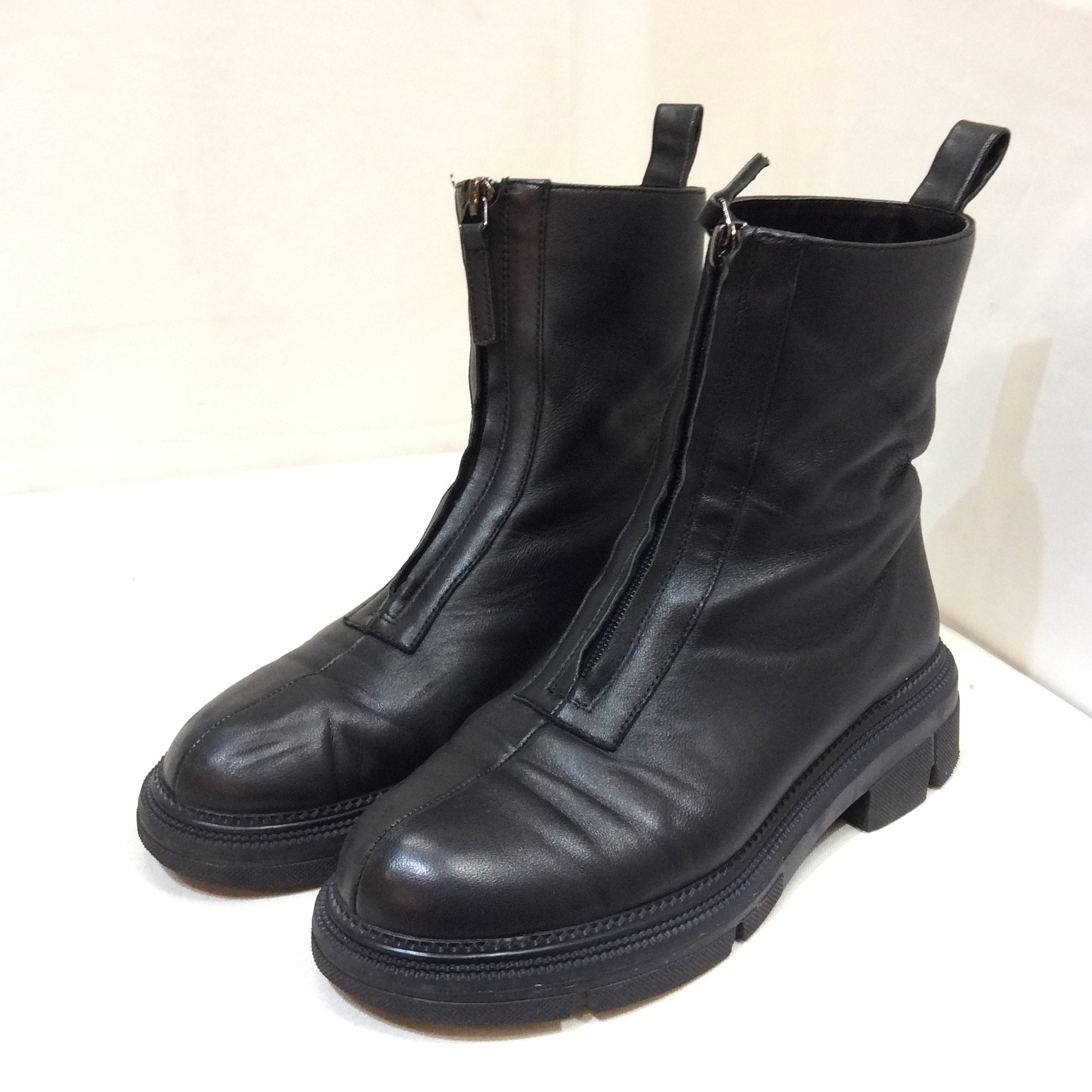 合皮ショートブーツ  23.5cm 黒