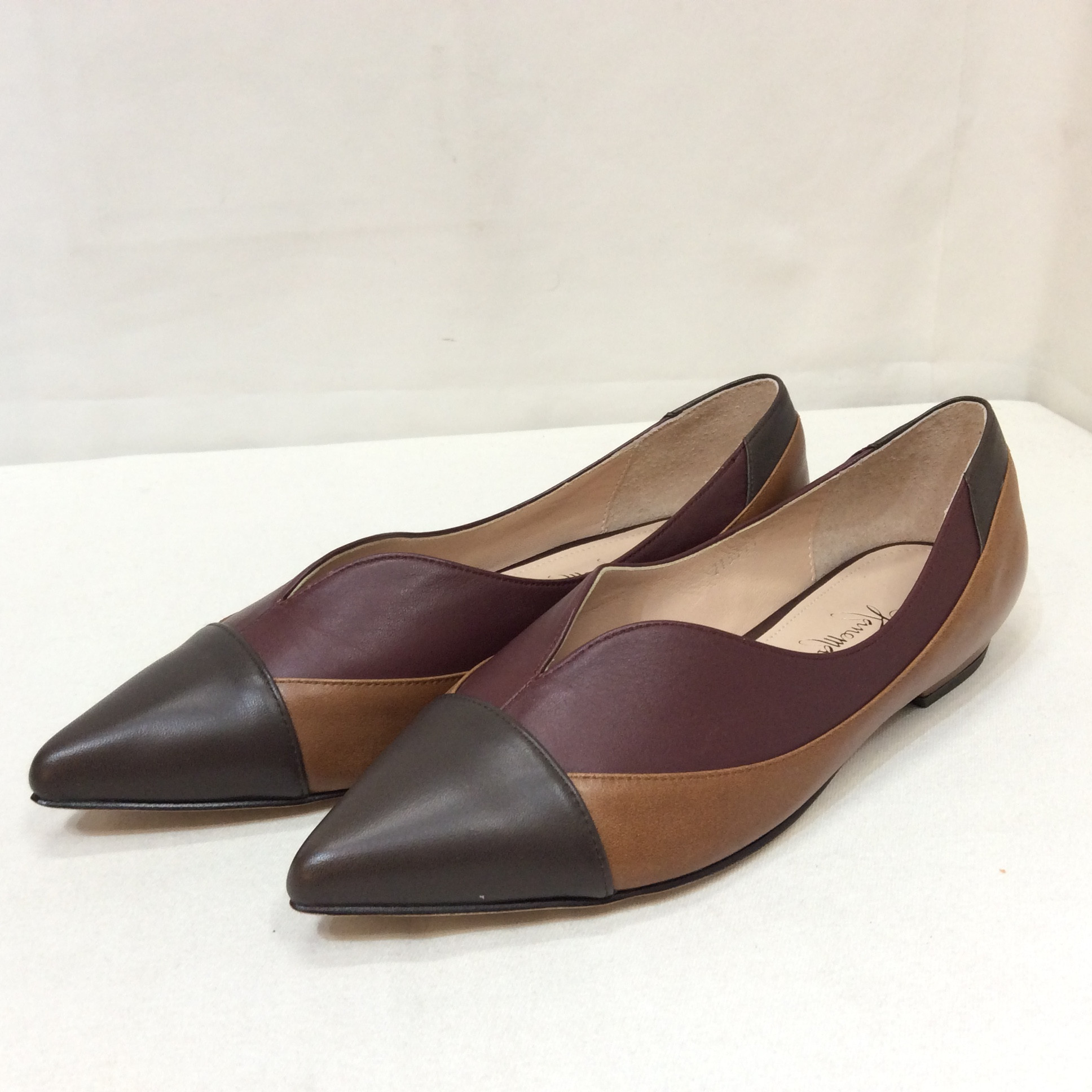 未使用 カネマツ レザーパンプス フラットタイプ  23.5cm ブラウン系