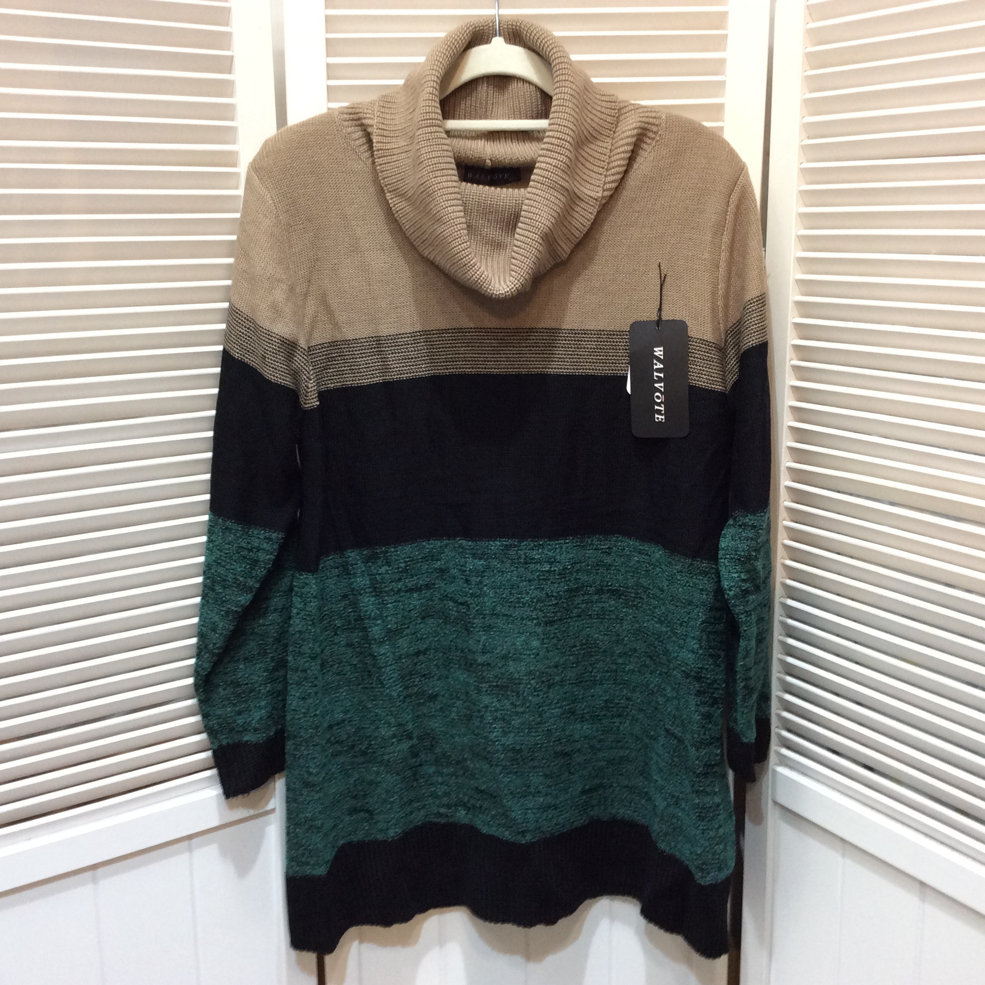 未使用☆WALVOTE ウォルヴォーテ タートルロングセーター M~L ベージュ×ブラック×グリーン
