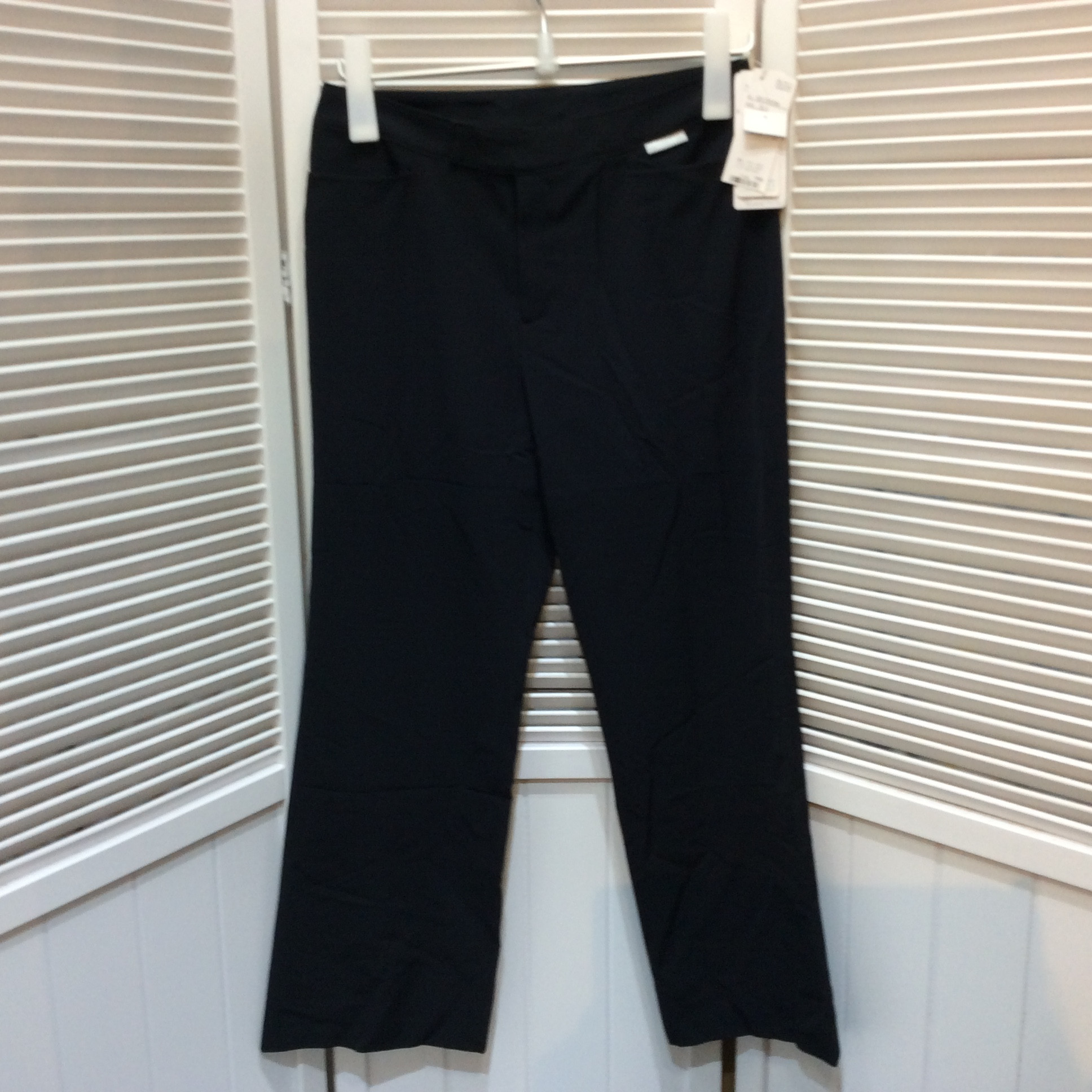 未使用☆クレージュ パンツ 9号 ブラック