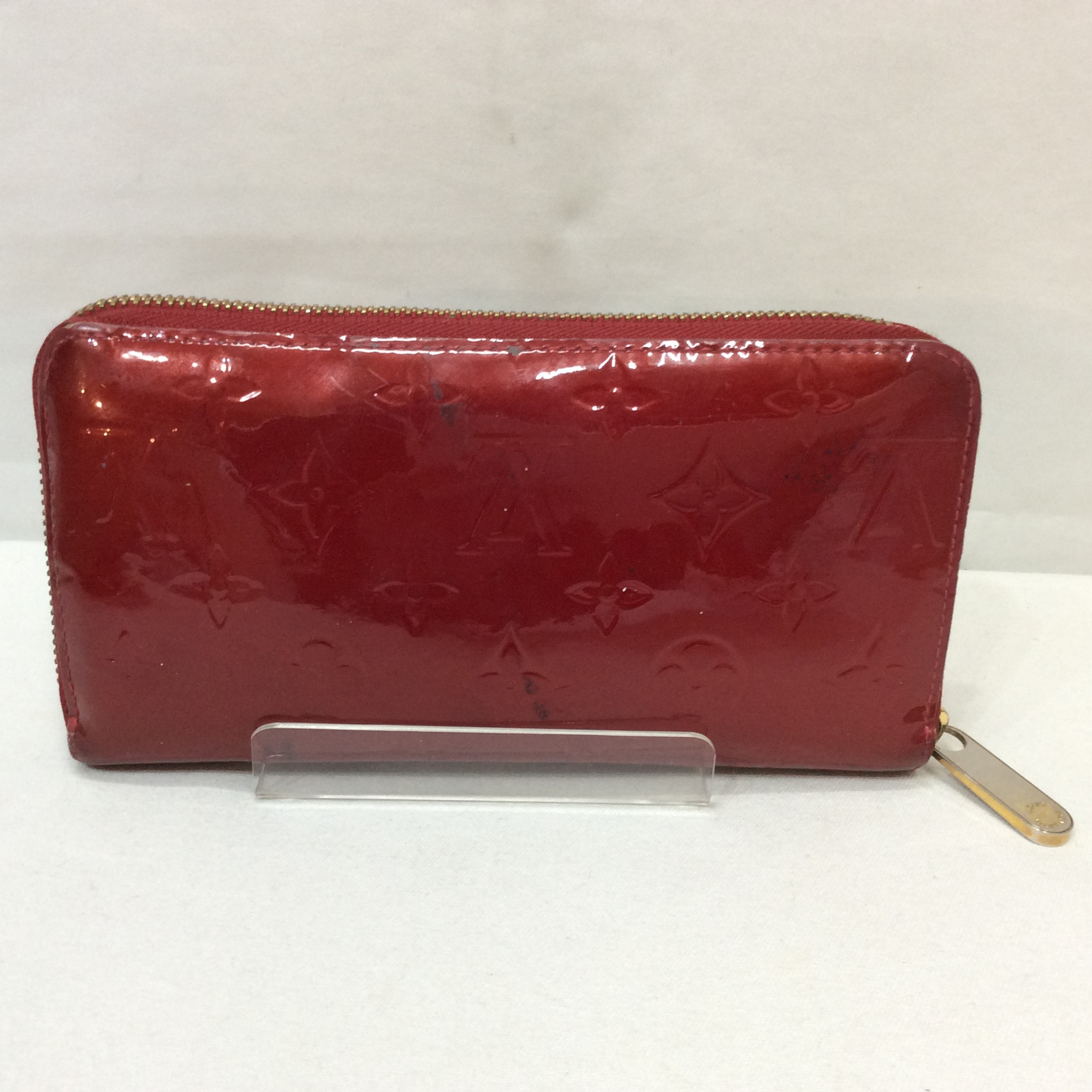 ルイヴィトン エピ ラウンドファスナー式 長財布 レッド系