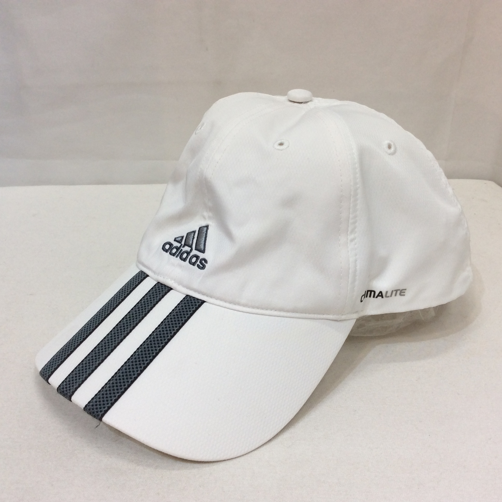アディダス キャップ フリーサイズ ホワイト