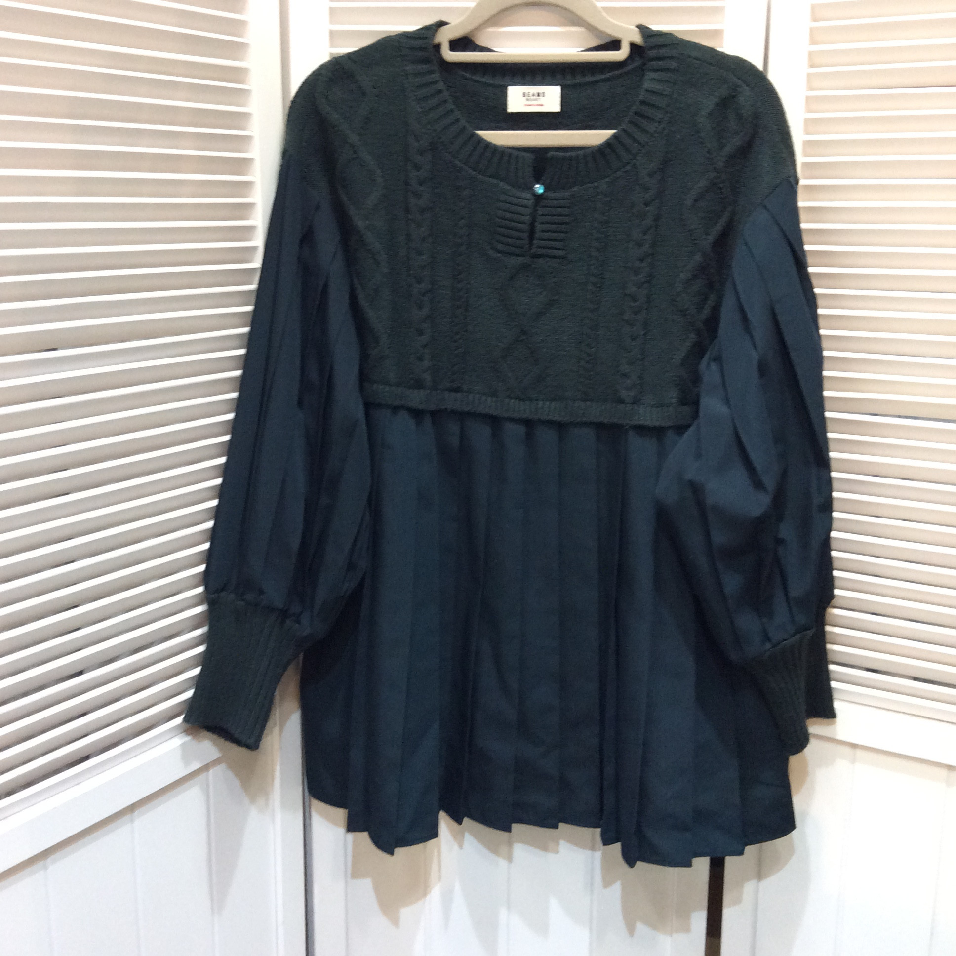 BEAMS HEART プリーツボリューム袖プルオーバー  フリーサイズ   ダークグリーン