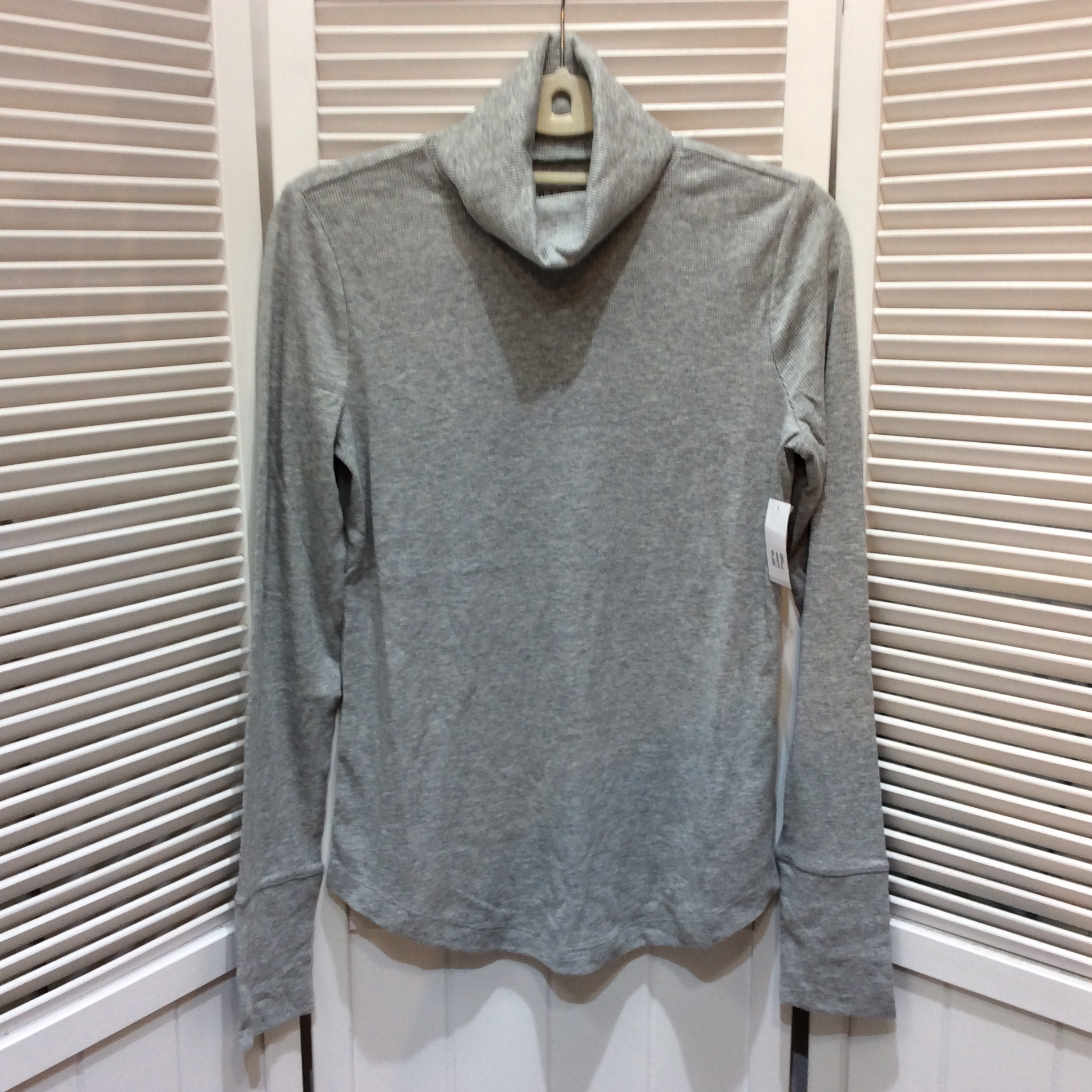 未使用☆GAP ギャップ タートルシャツ S グレー