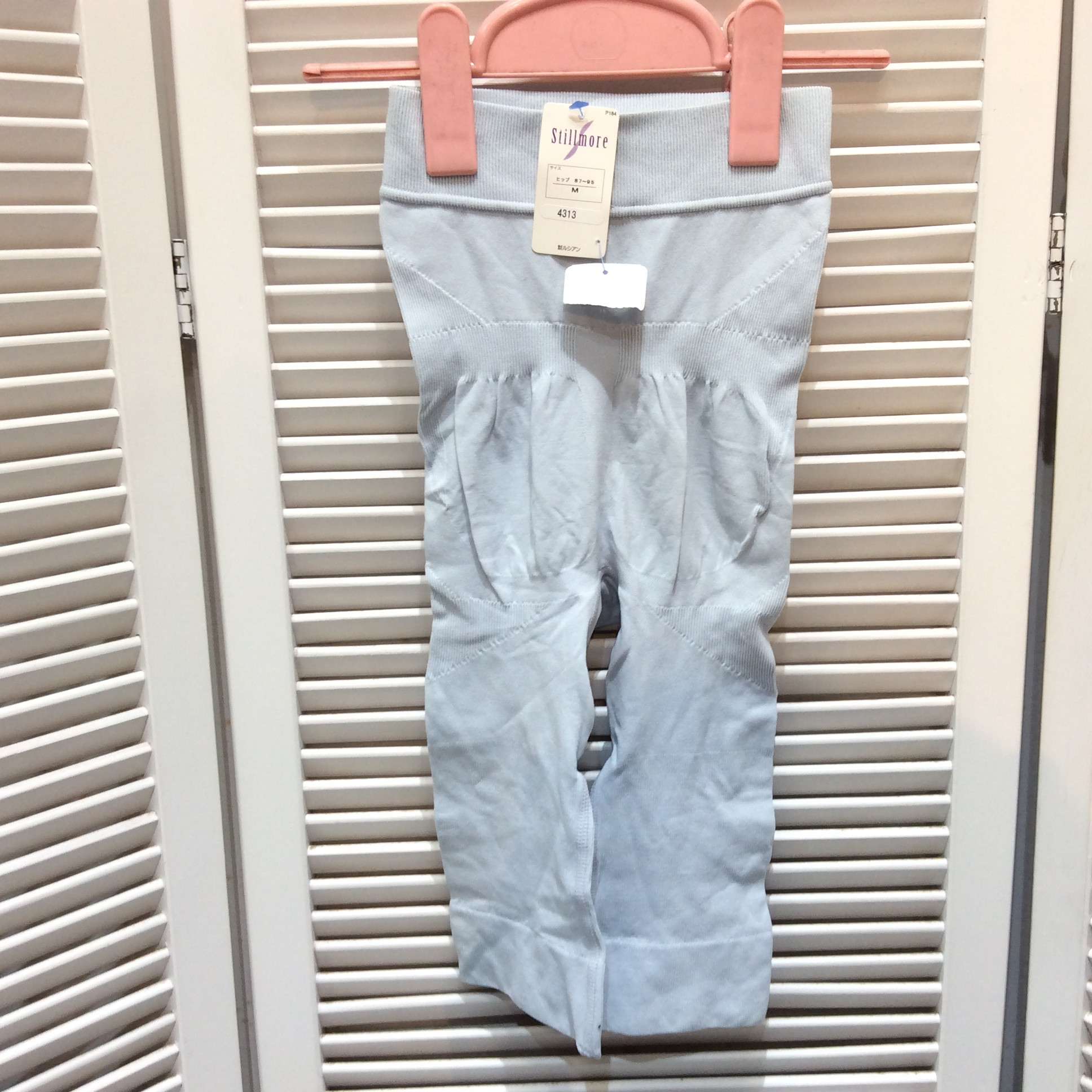 未使用 着圧ショーツ  5分丈  Mサイズ  水色