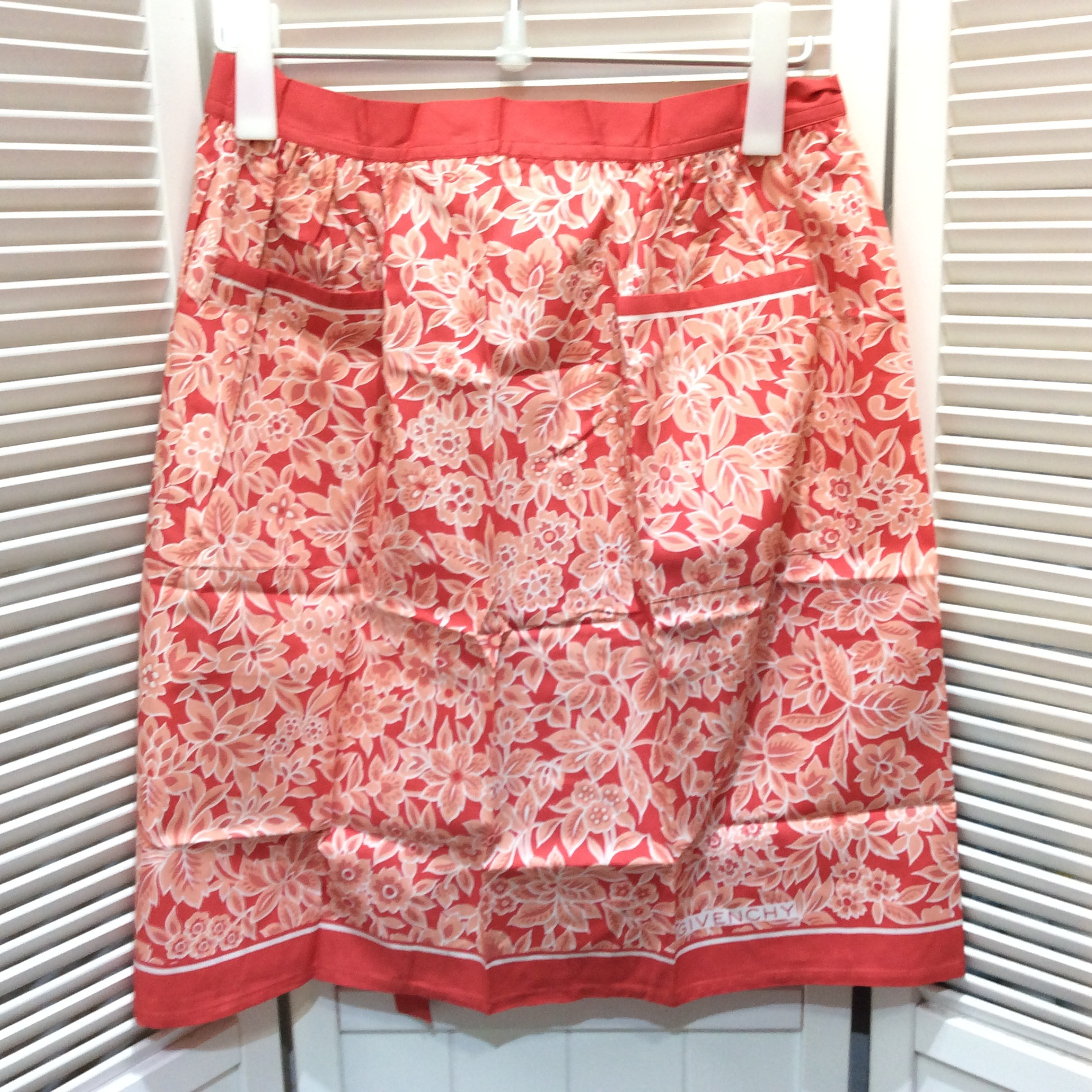 未使用☆GIVENCHY ジバンシィ エプロン ピンク花柄