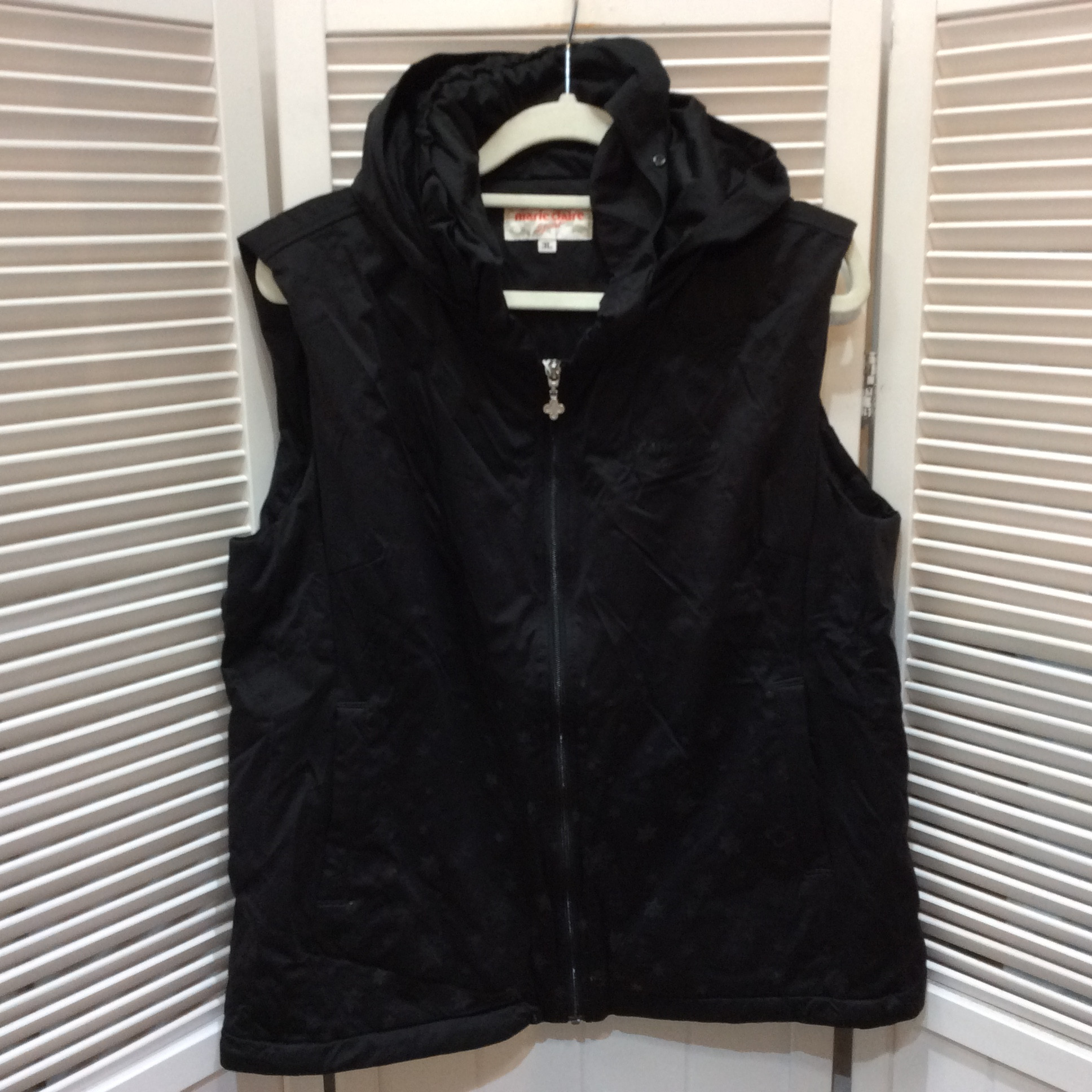 マリークワント スポーツ フード付き 中綿ベスト 3L ブラック