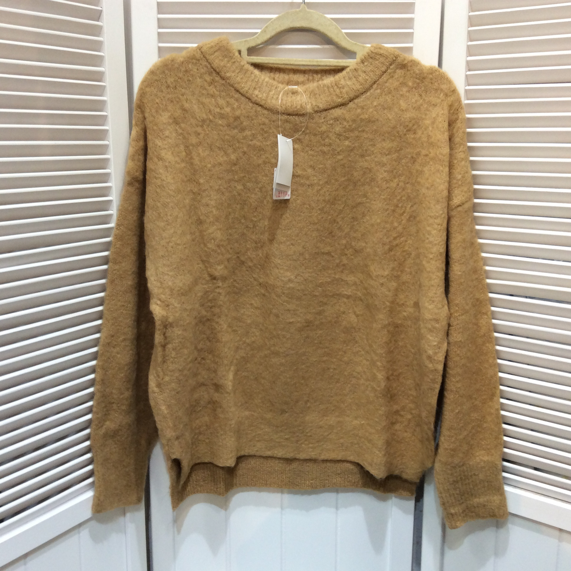 未使用 アルパカ混セーター Lサイズ ベージュ