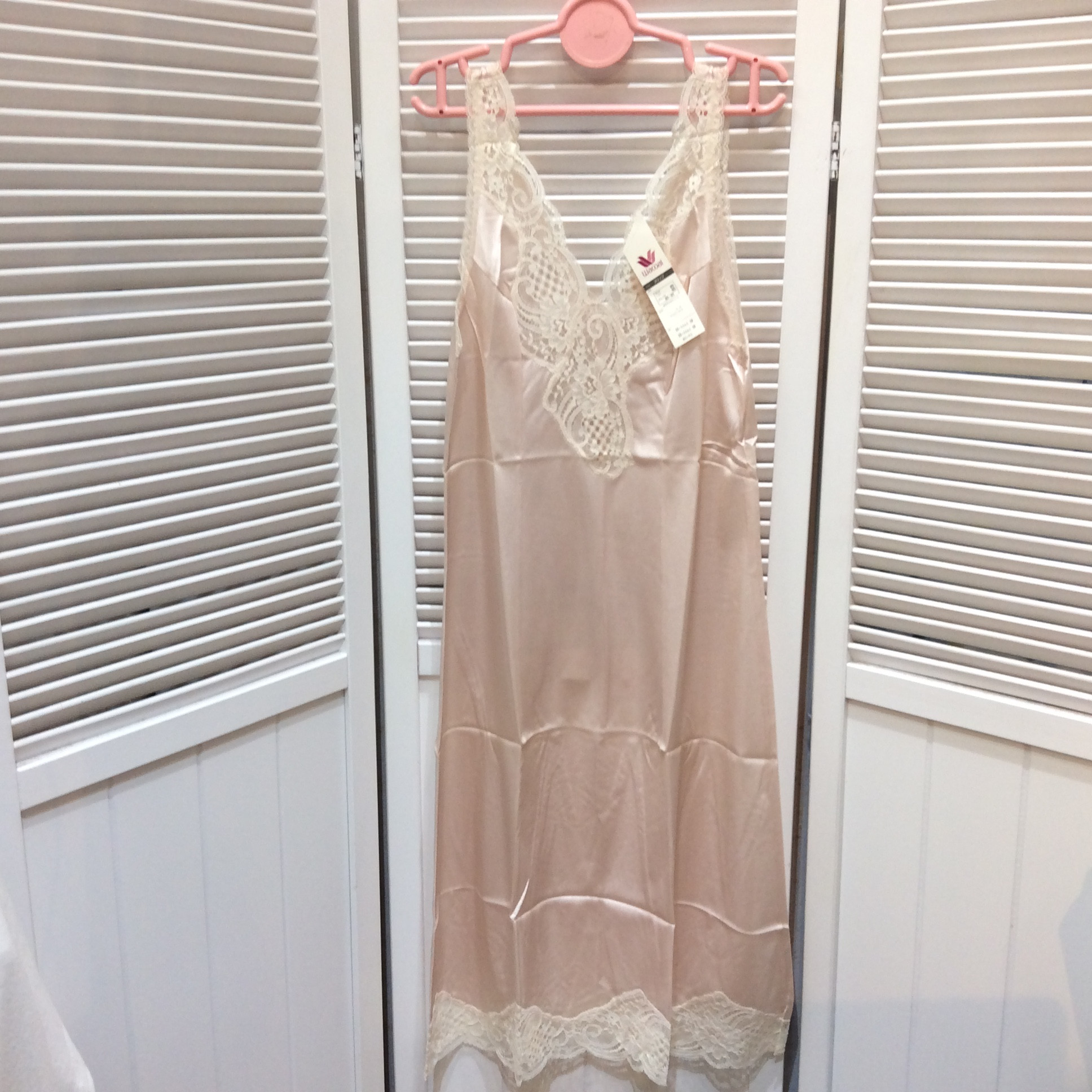 未使用 ワコール スリップ   バスト80 ピンク