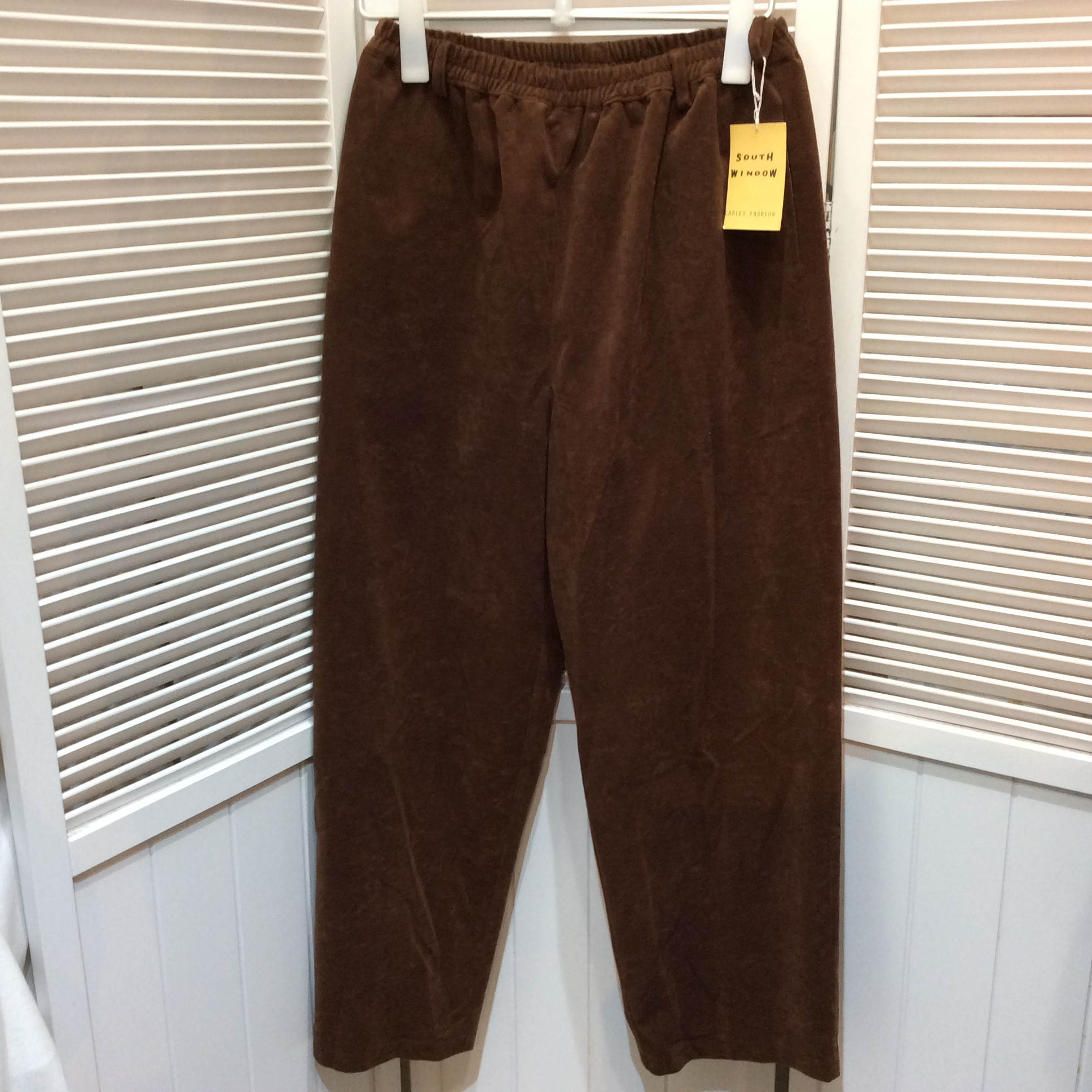 未使用☆ワイドパンツ W64~70 ブラウン